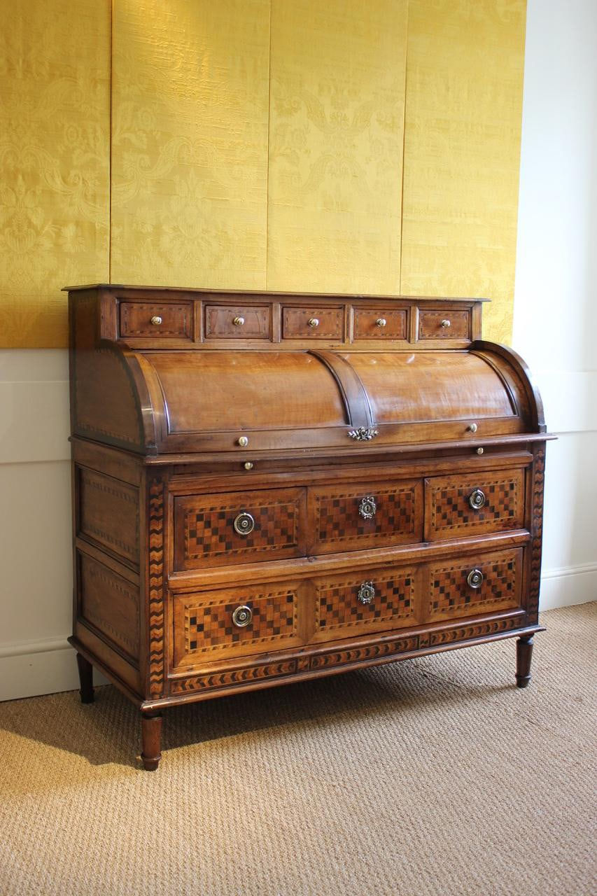 Wonderful 18th Century French Roll Top Desk ( cylinder bureau )
