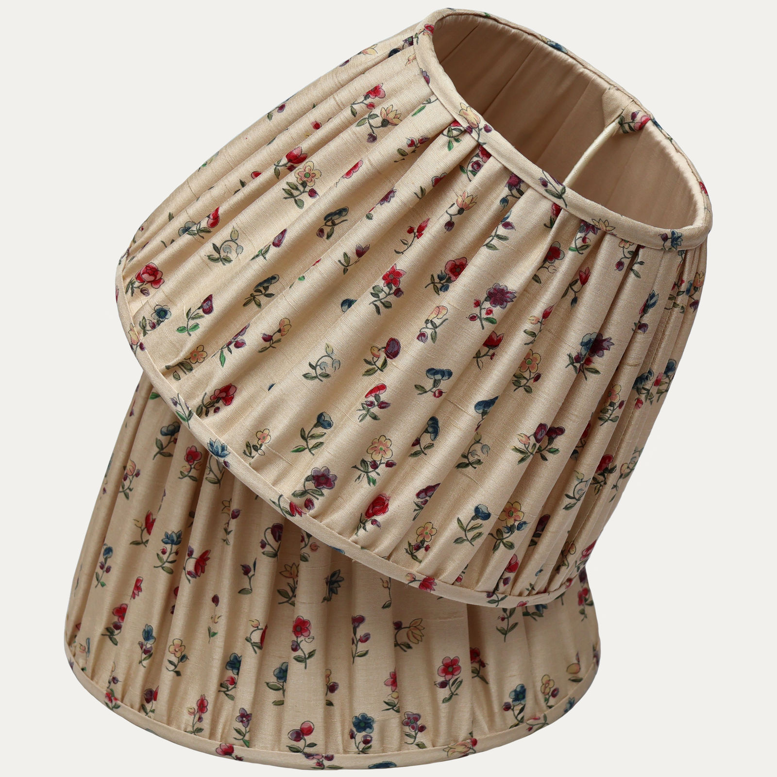 Bennison Daisy on Beige Silk Handsewn Lampshade