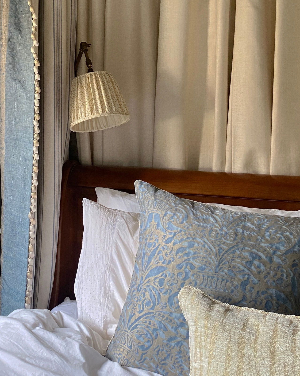 Chelsea Textiles Lampshade for Reading Light