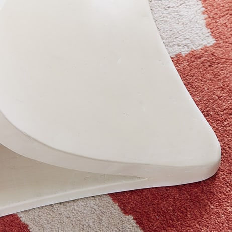 Table Michel by Victoria Stainow