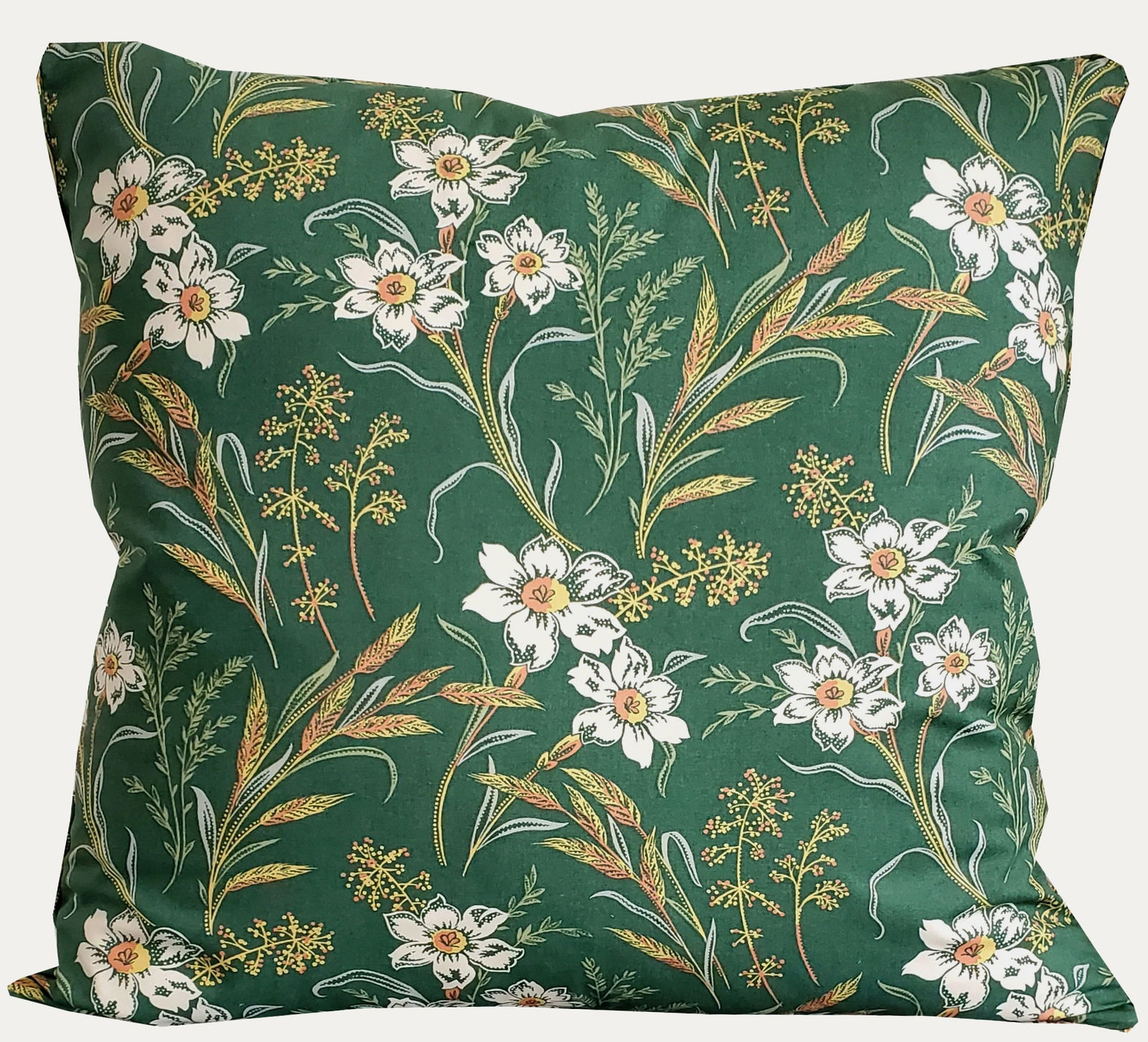 Decors Barbares Vera Green Cushion