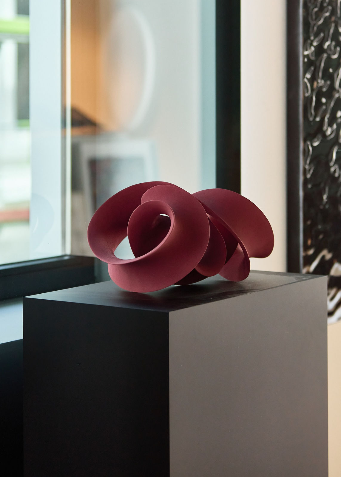 Merete Rasmussen, Maroon Form, 2021