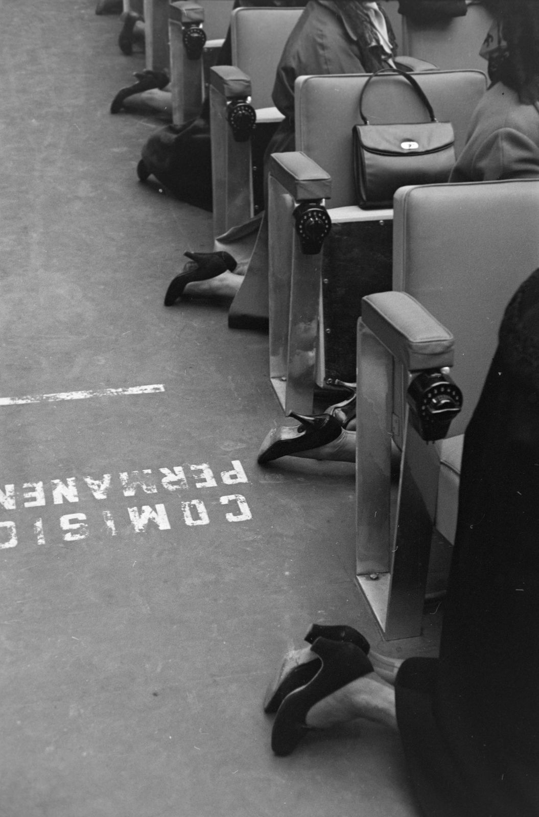 Ramón Masats, Madres de la División Azul, Madrid, 1957.