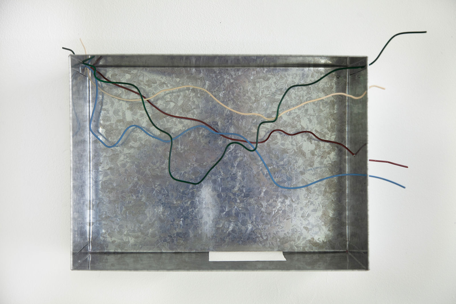 Débora Bolzsoni, Oscilação de frequência [Frequency oscillation], 2023