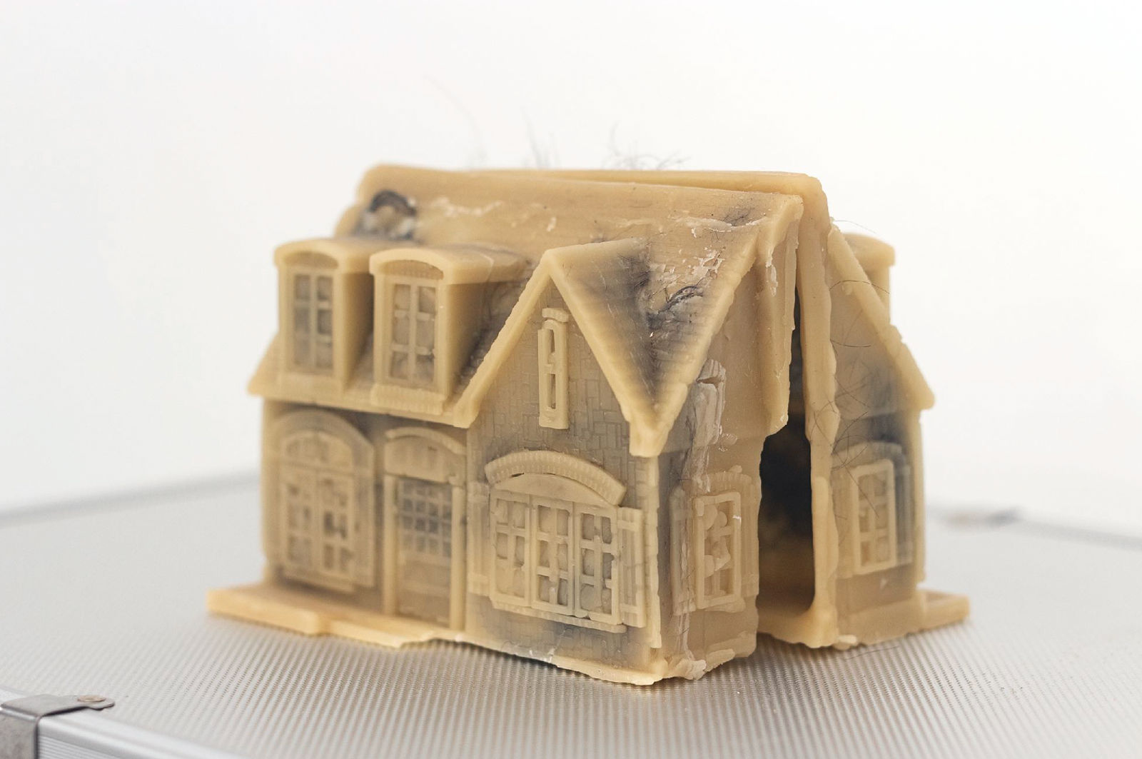 Ilê Sartuzi, casa cabelo III, 2022