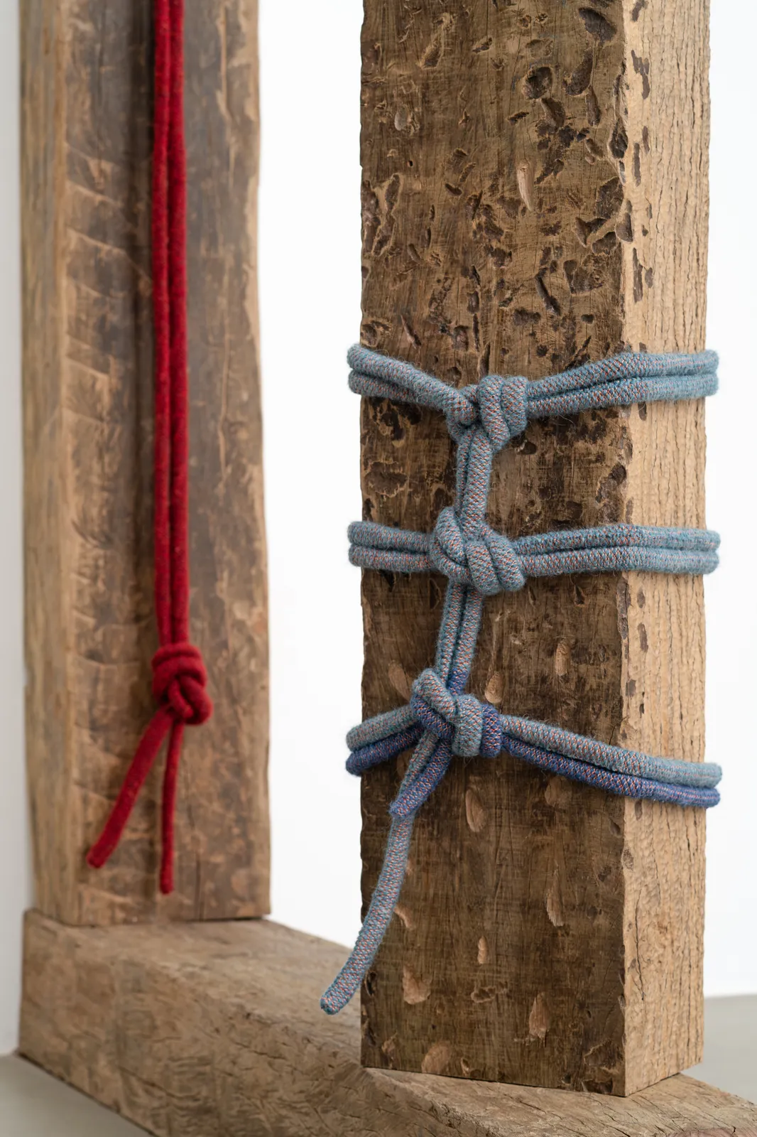 Tonico Lemos Auad, Chão de pedras, 2022