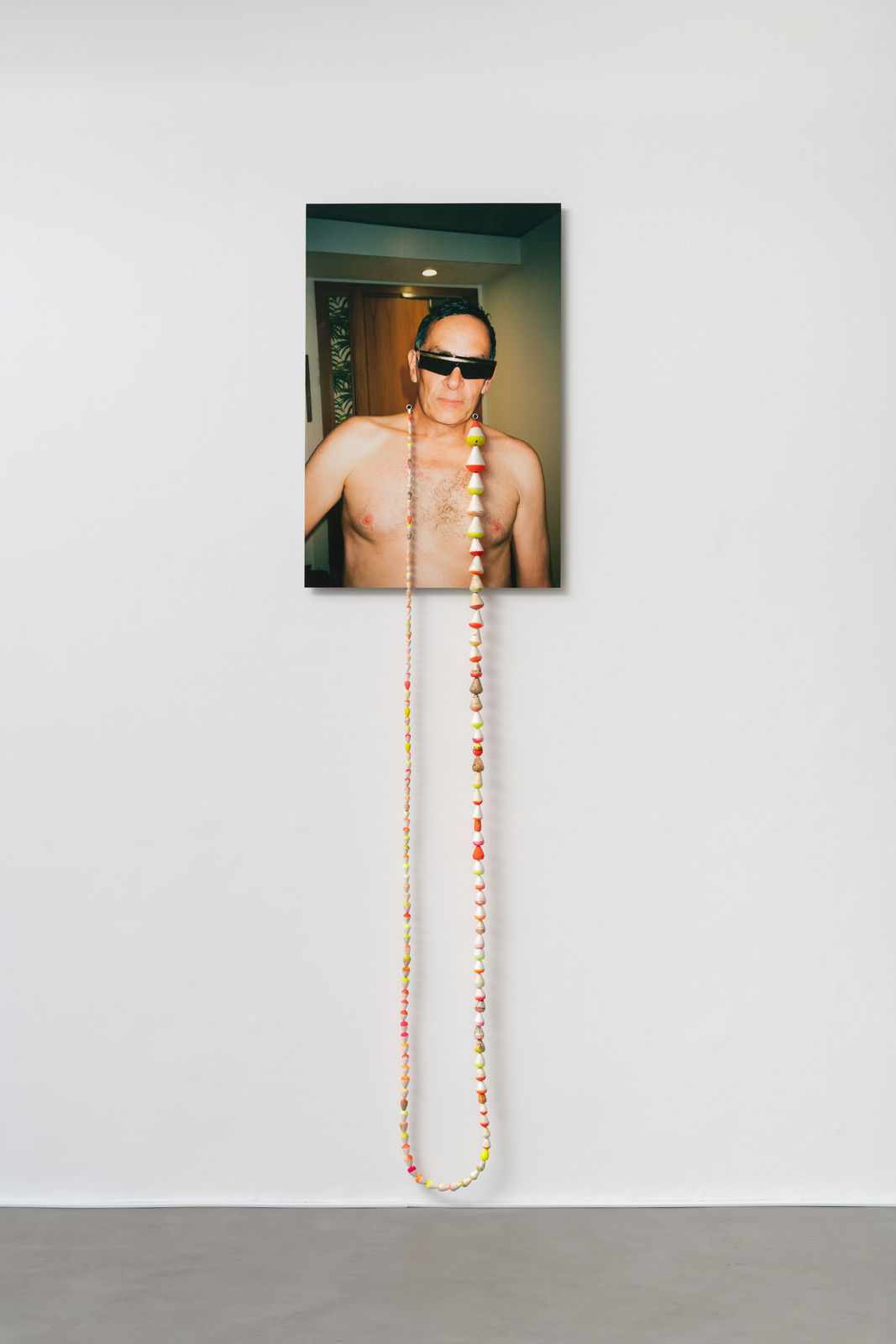 Alexandre da Cunha, Travessia (Amuleto II), 2024