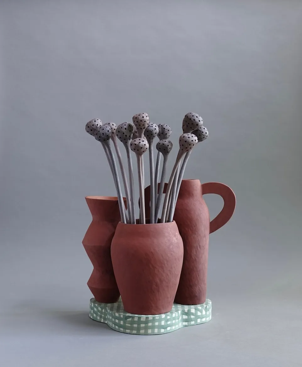 Daphne CORREGAN, 3 red vases, 2025