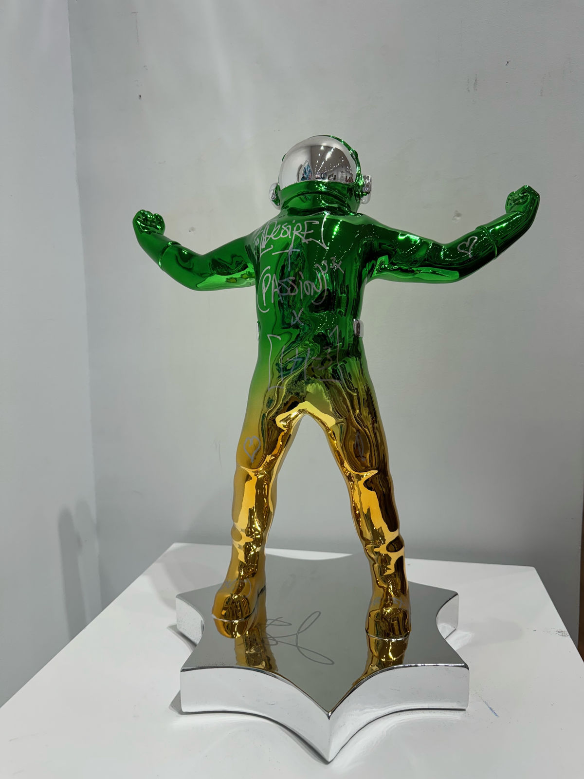 Brendan Murphy, Collectible - Wide Open (green) , 2024