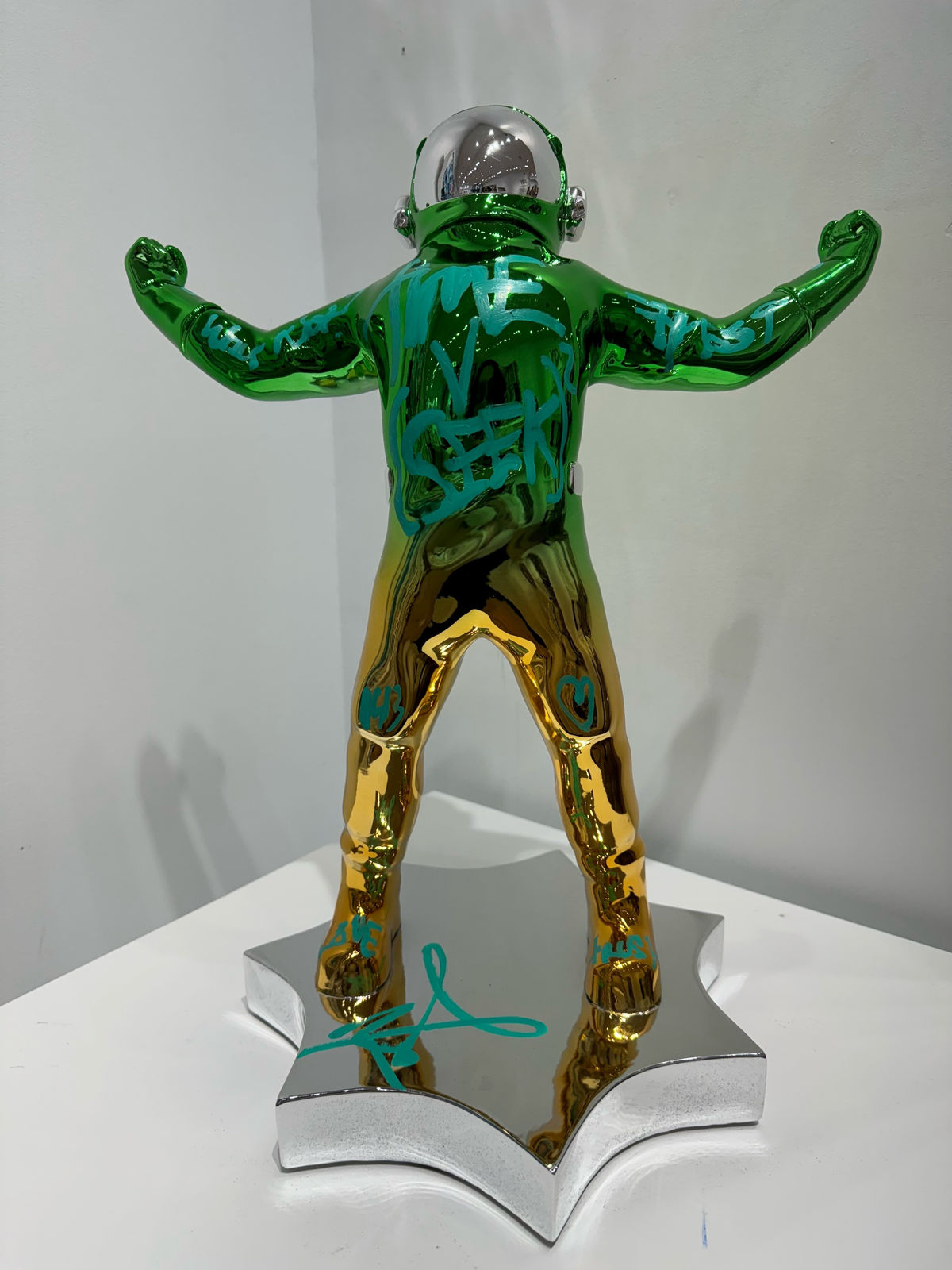 Brendan Murphy, Collectible - Wide Open (green) , 2024