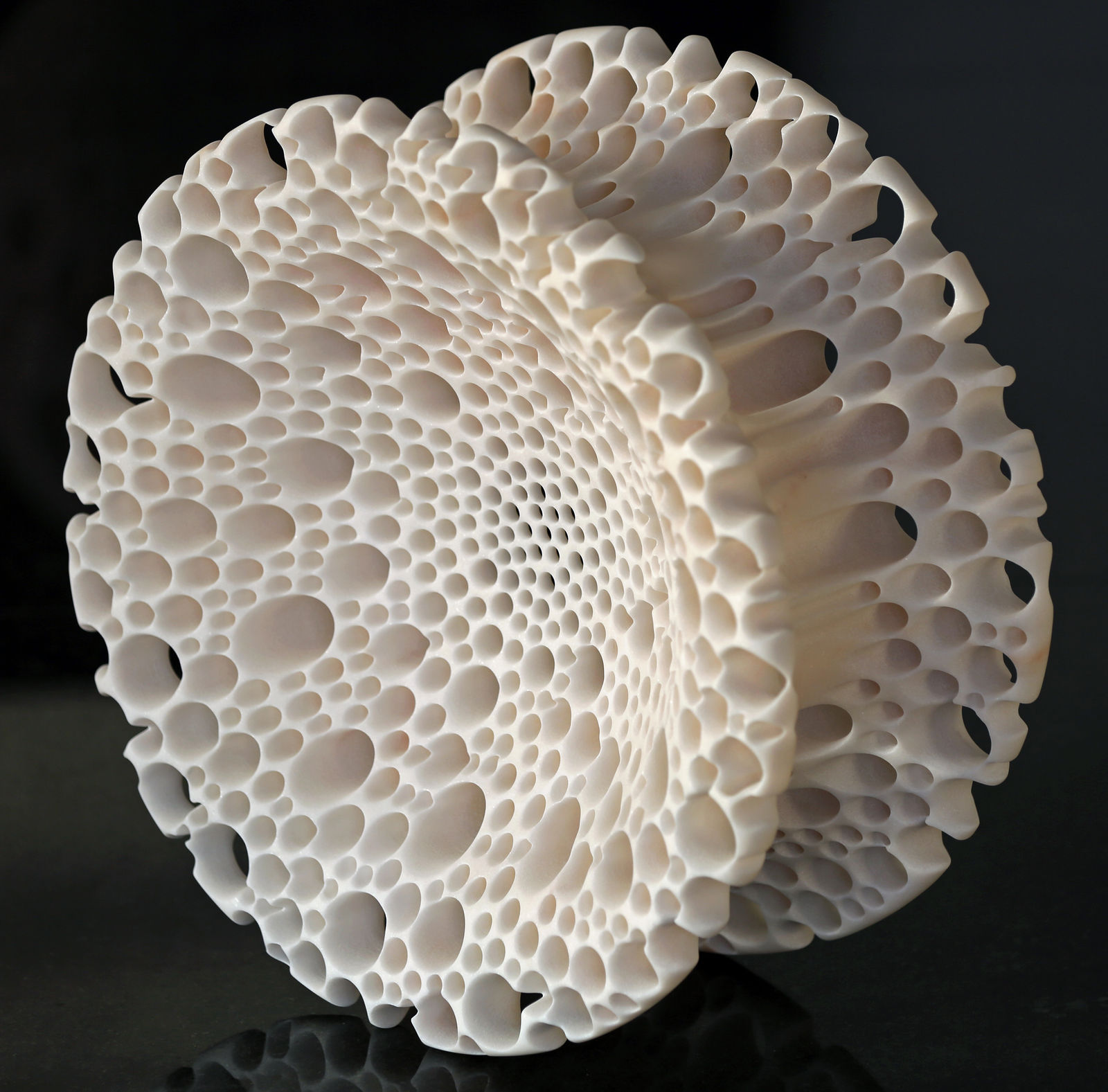 MATTHIAS CONTZEN, Torus 52, 2019