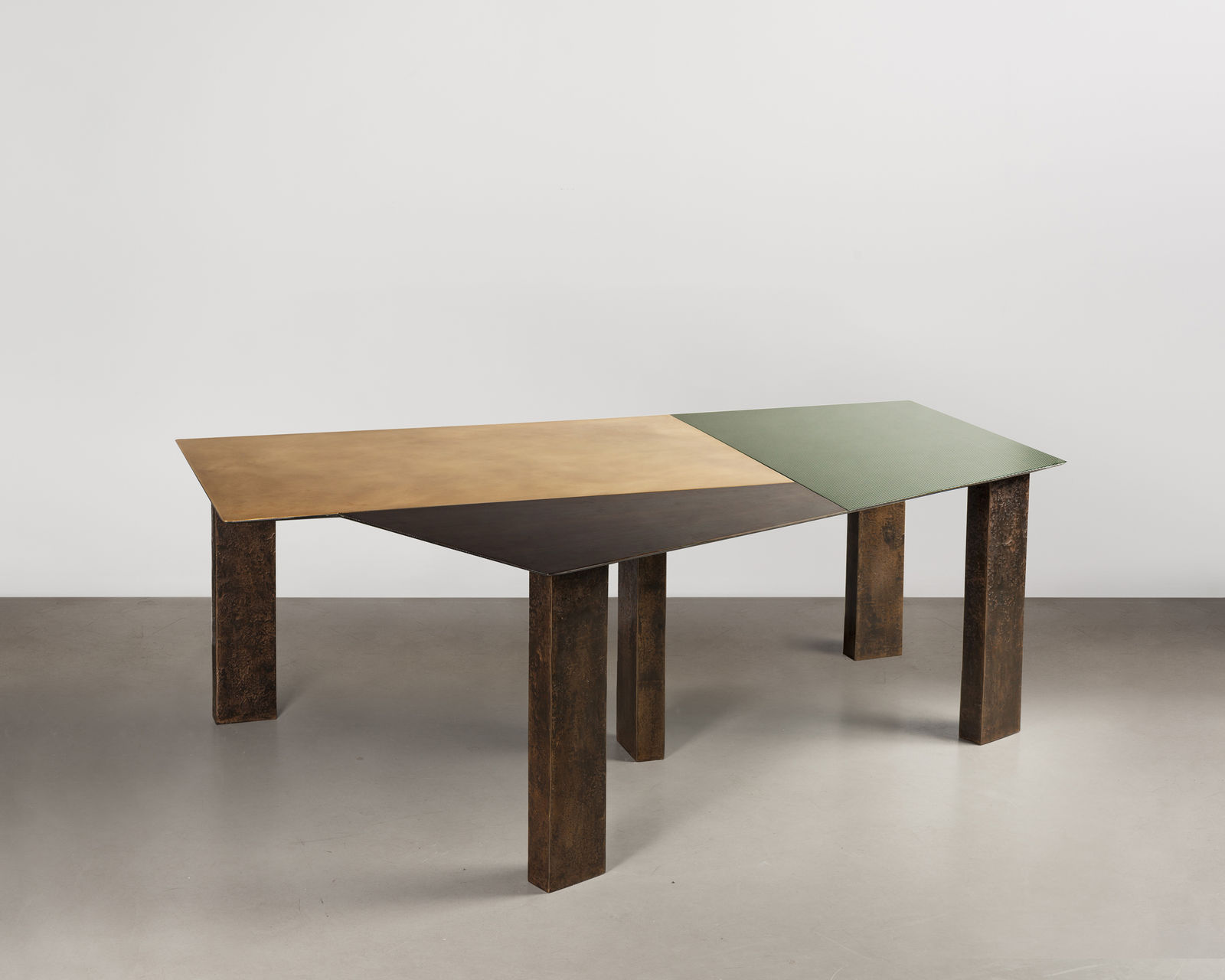 Polymorphic table, 2017