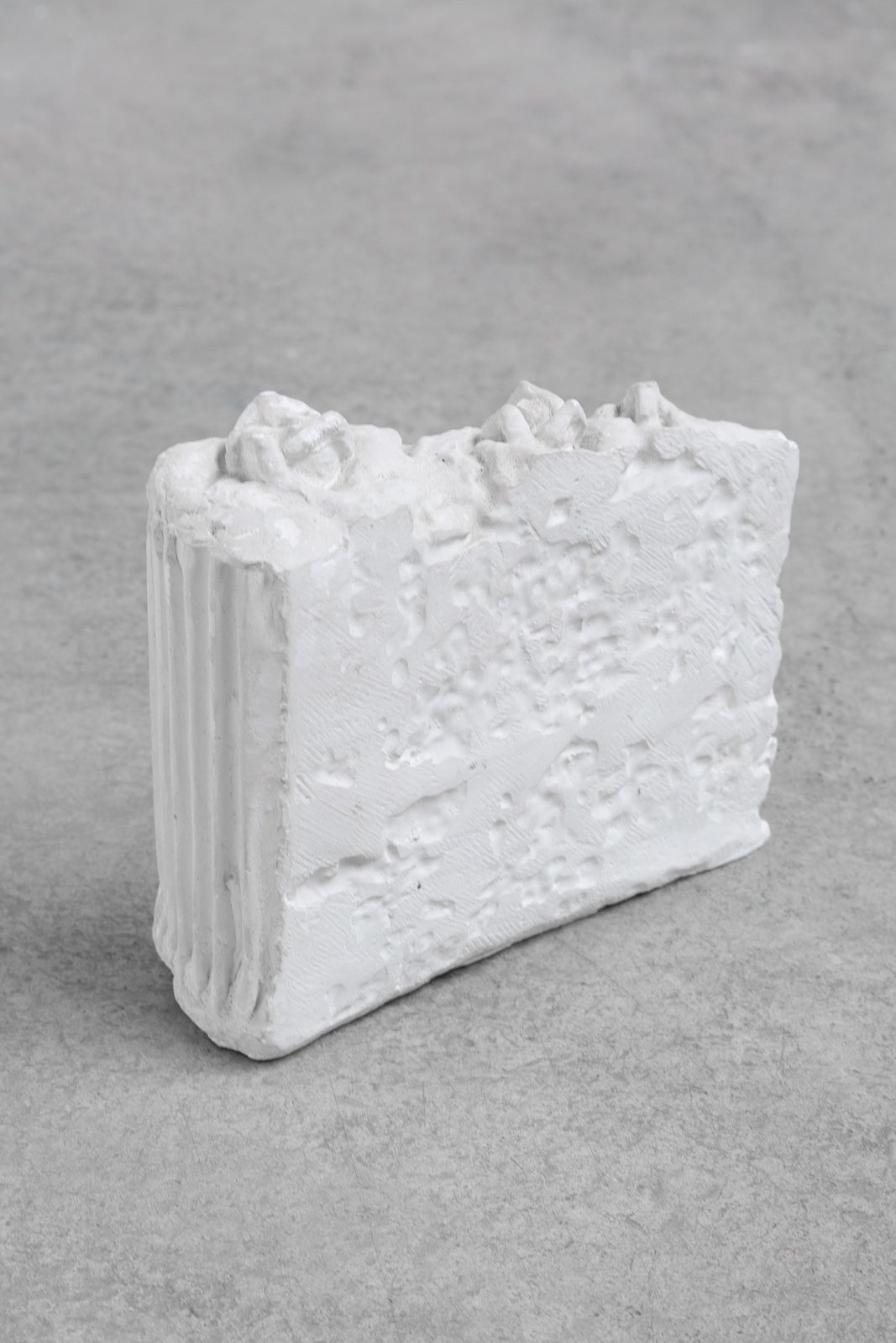 Claes OLDENBURG, Wedding Souvenir, 1966