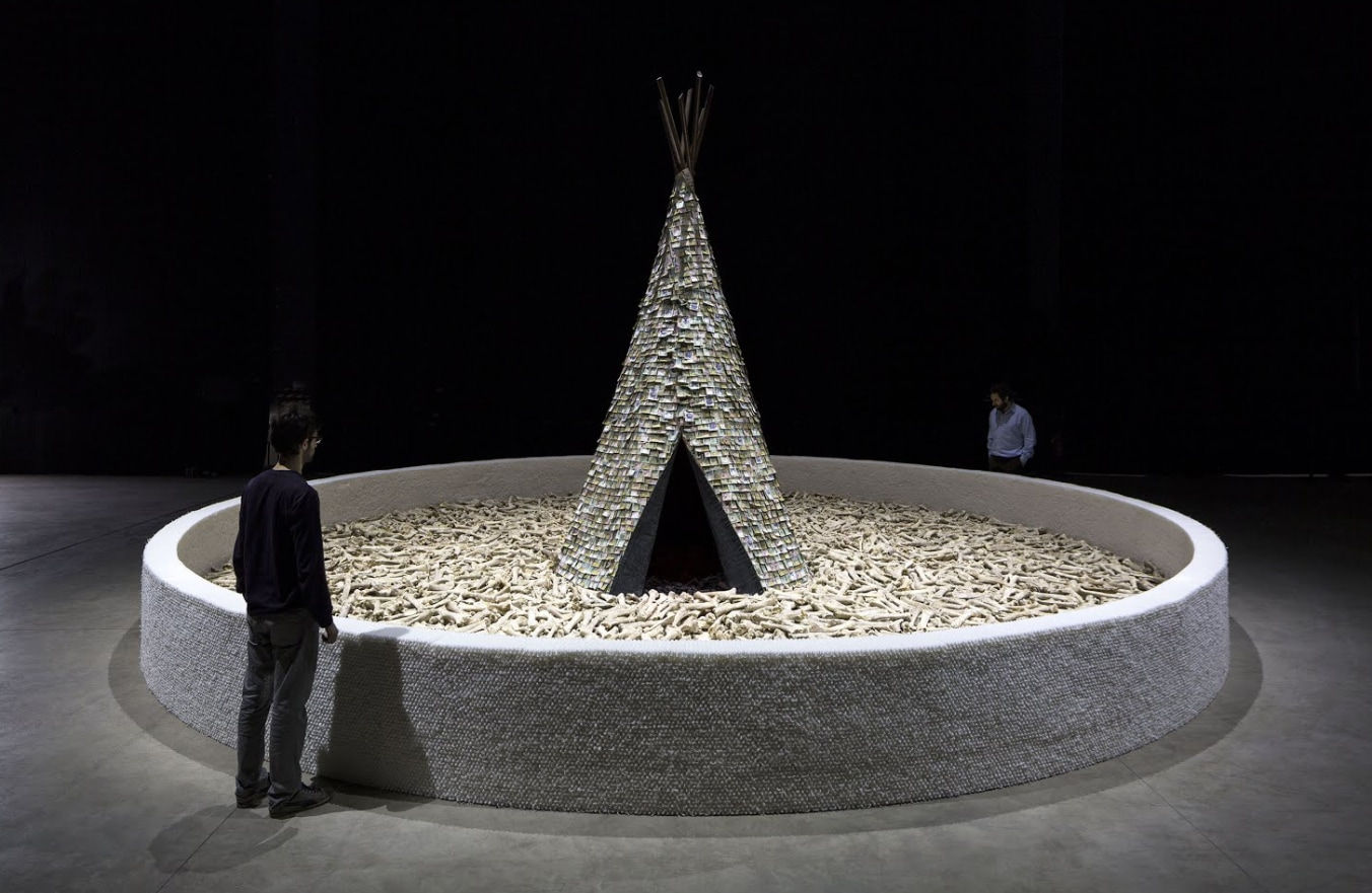 Cildo Meireles, Olvido [Oblivion], 1987-89