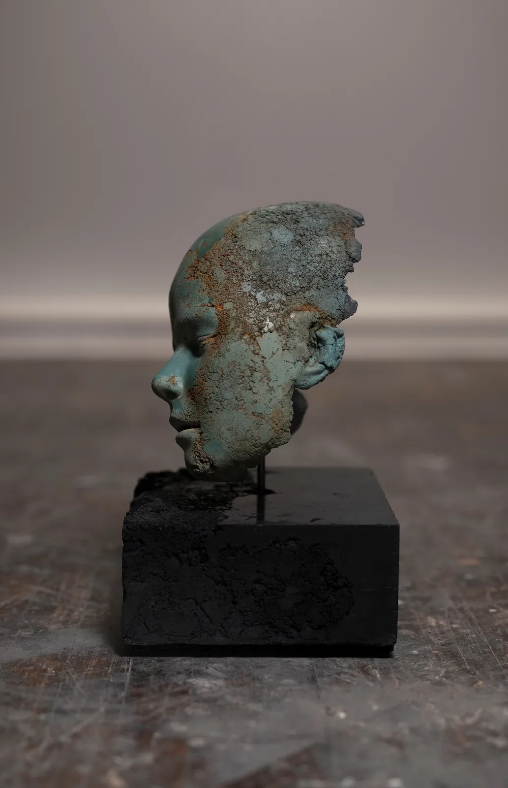 Maya Kulenovic, Sleeper / Fragment, Turquoise ( Var #1), 2021