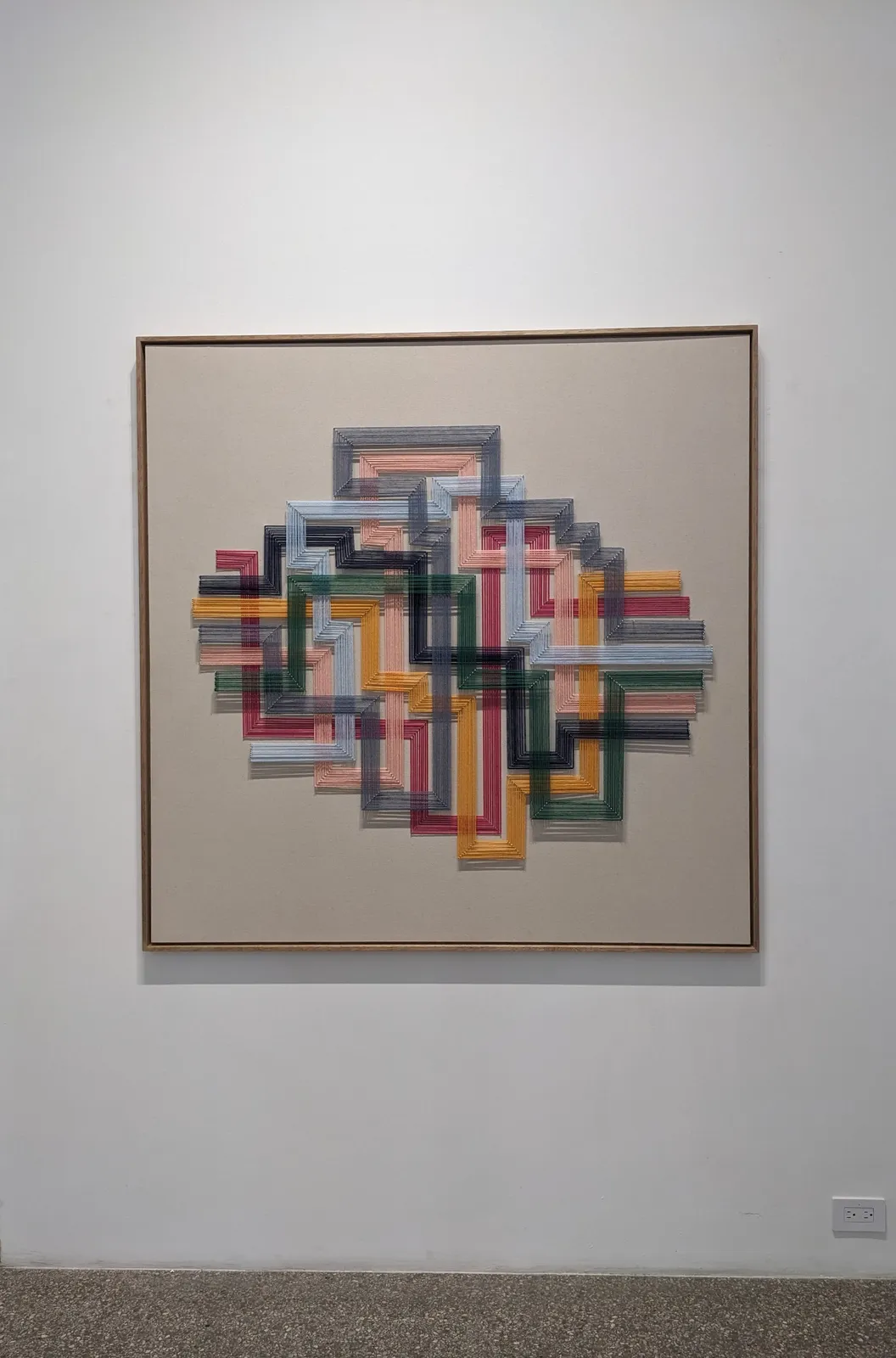 Valentin Elias Renner, PARI, 2025