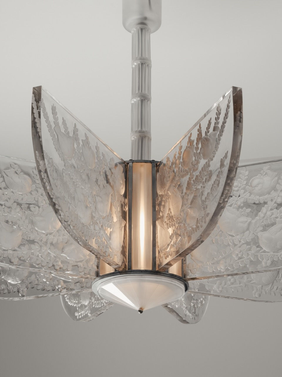 RENÉ LALIQUE, 'ALGER 1' CHANDELIER, c. 1930