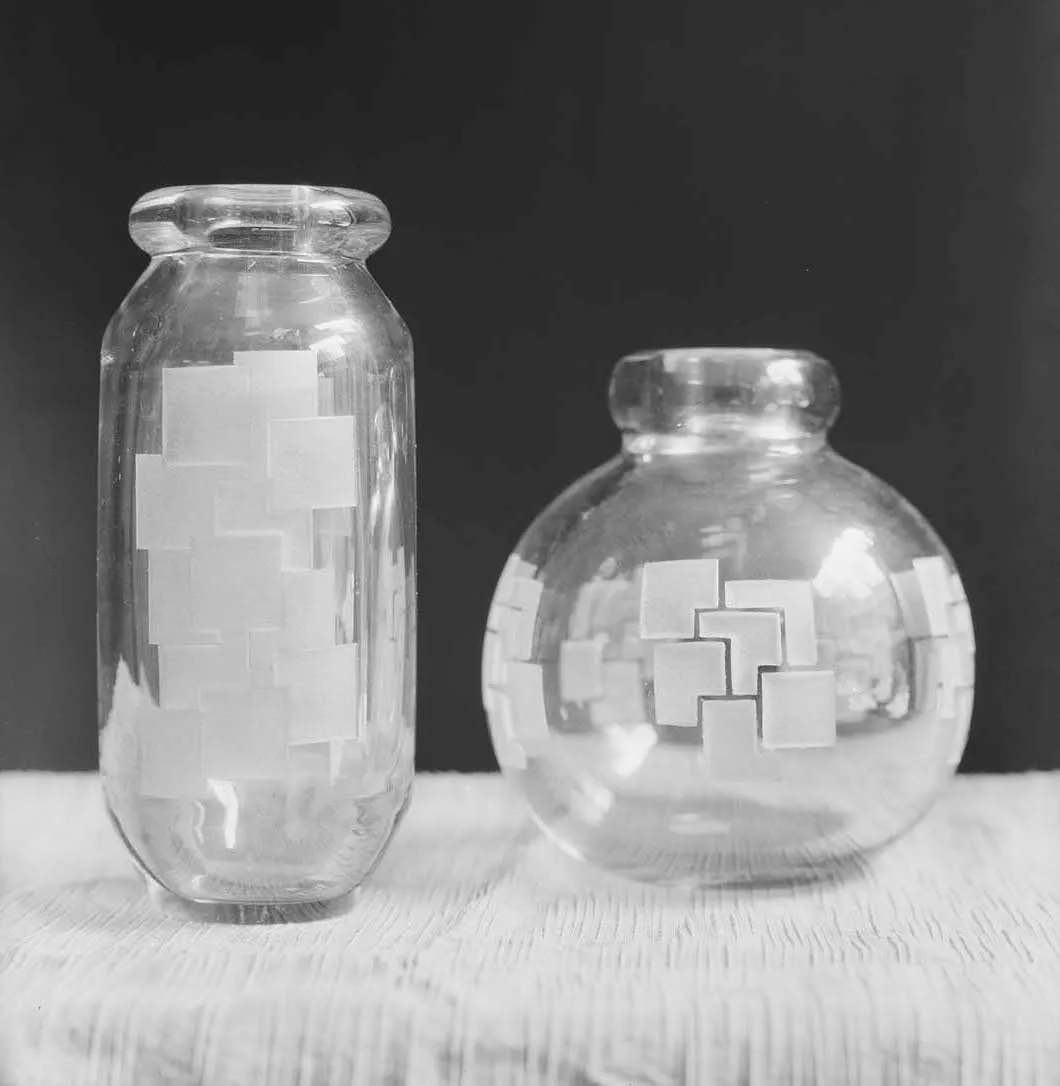 JEAN LUCE, VASE 'CARRES IMBRIQUES', c. 1928