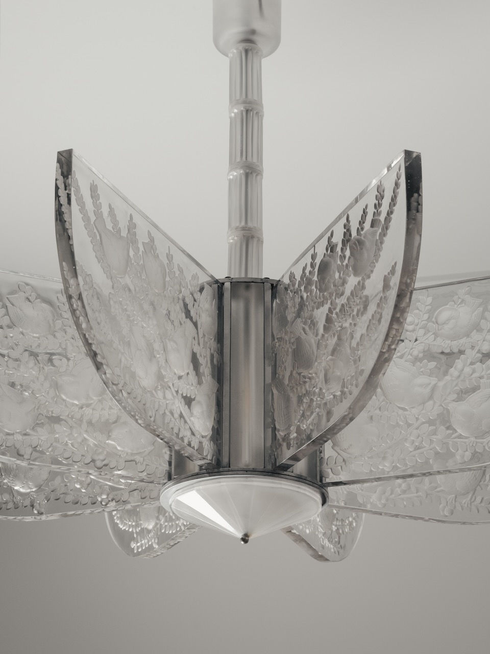 RENÉ LALIQUE, 'ALGER 1' CHANDELIER, c. 1930