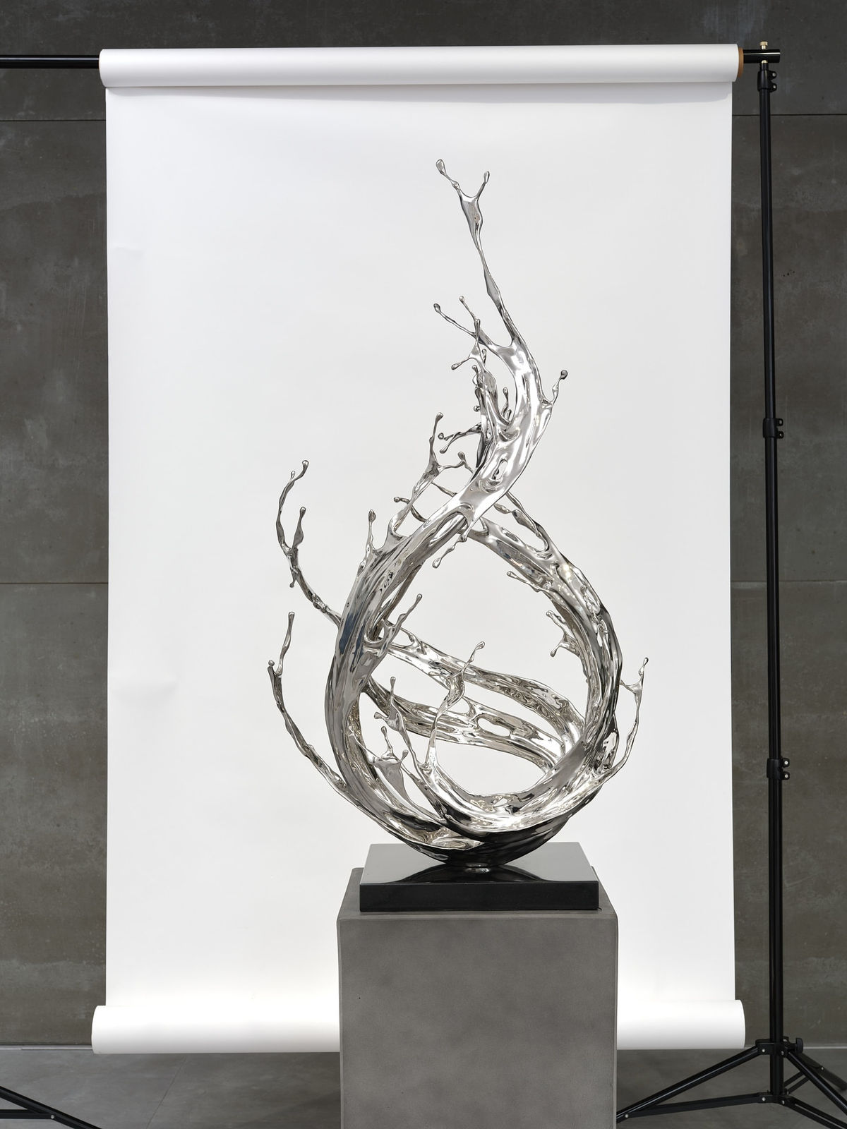 Zheng Lu, Water in Dripping - Translucent