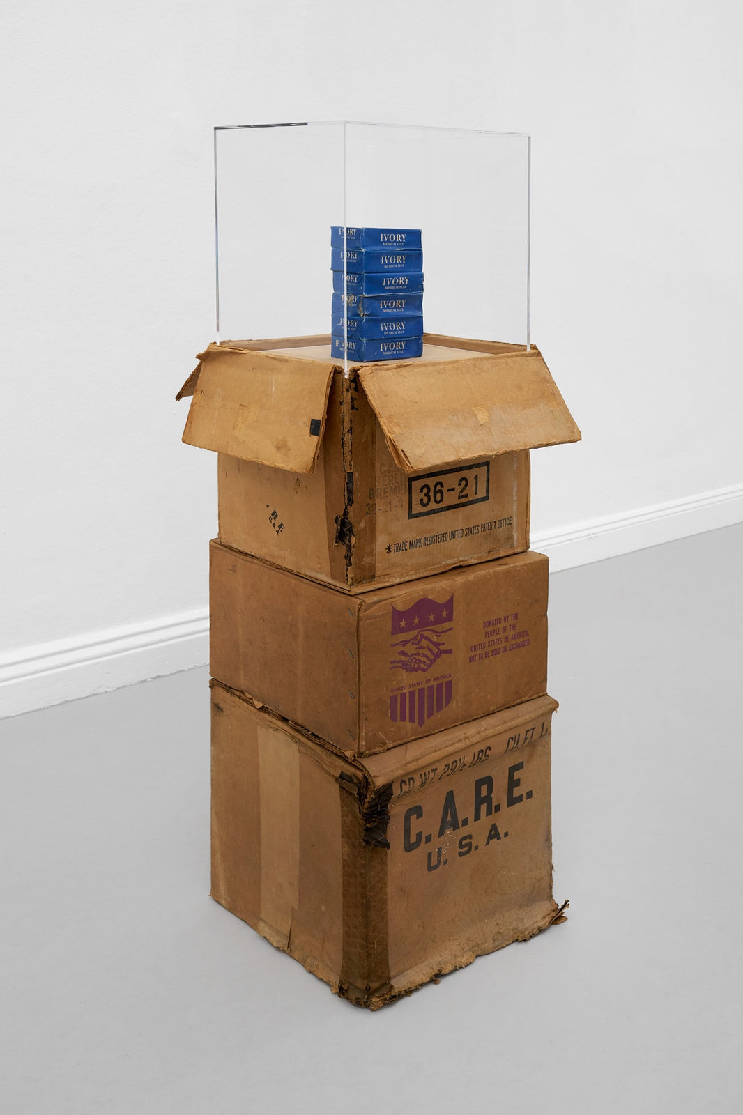 James Gregory Atkinson, Herzliche Grüße Toxi, 2025