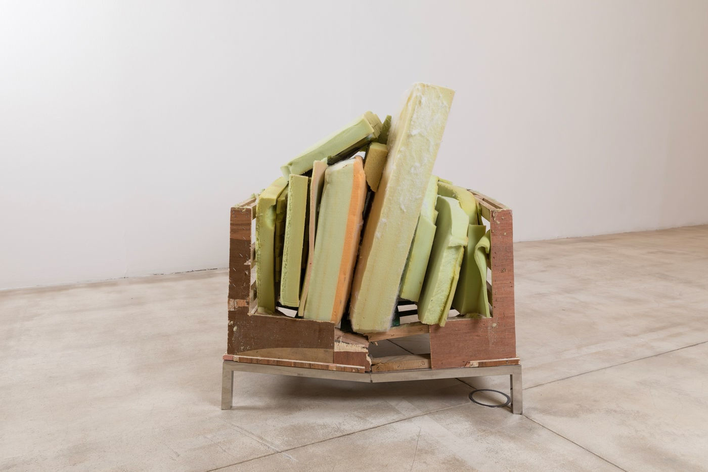 Angela de la Cruz, Barricade (Foam), 2023