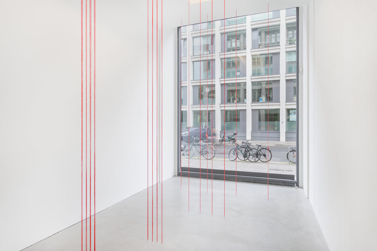 01_Fred Sandback_Stefan Haehnel_Galerie Thomas Schulte