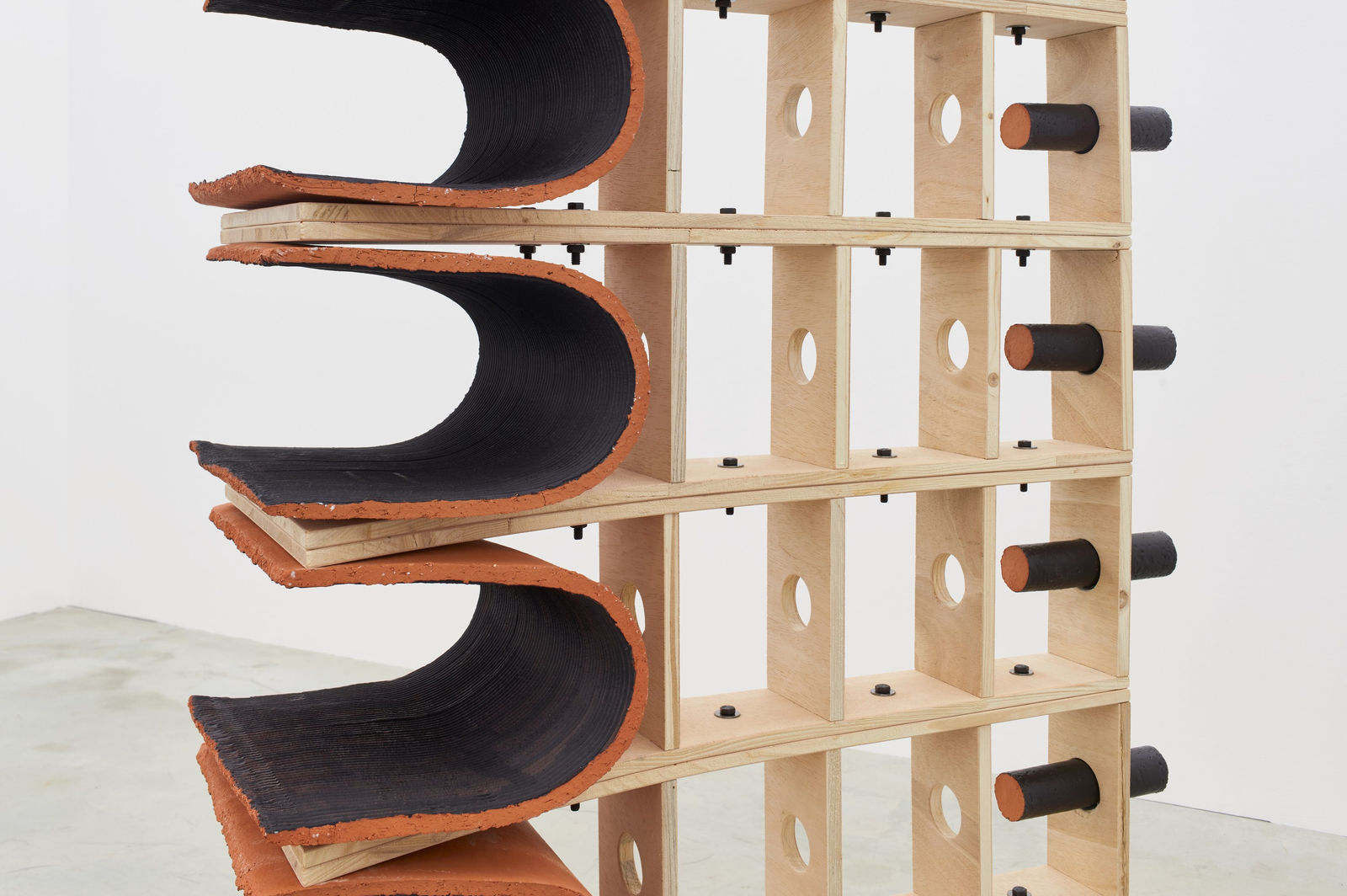 LS_Welle_Detail_2020_Shifting_Entities_2020_Philara_Collection_Courtesy_of_the_artist_Photo_Dejan Sarić