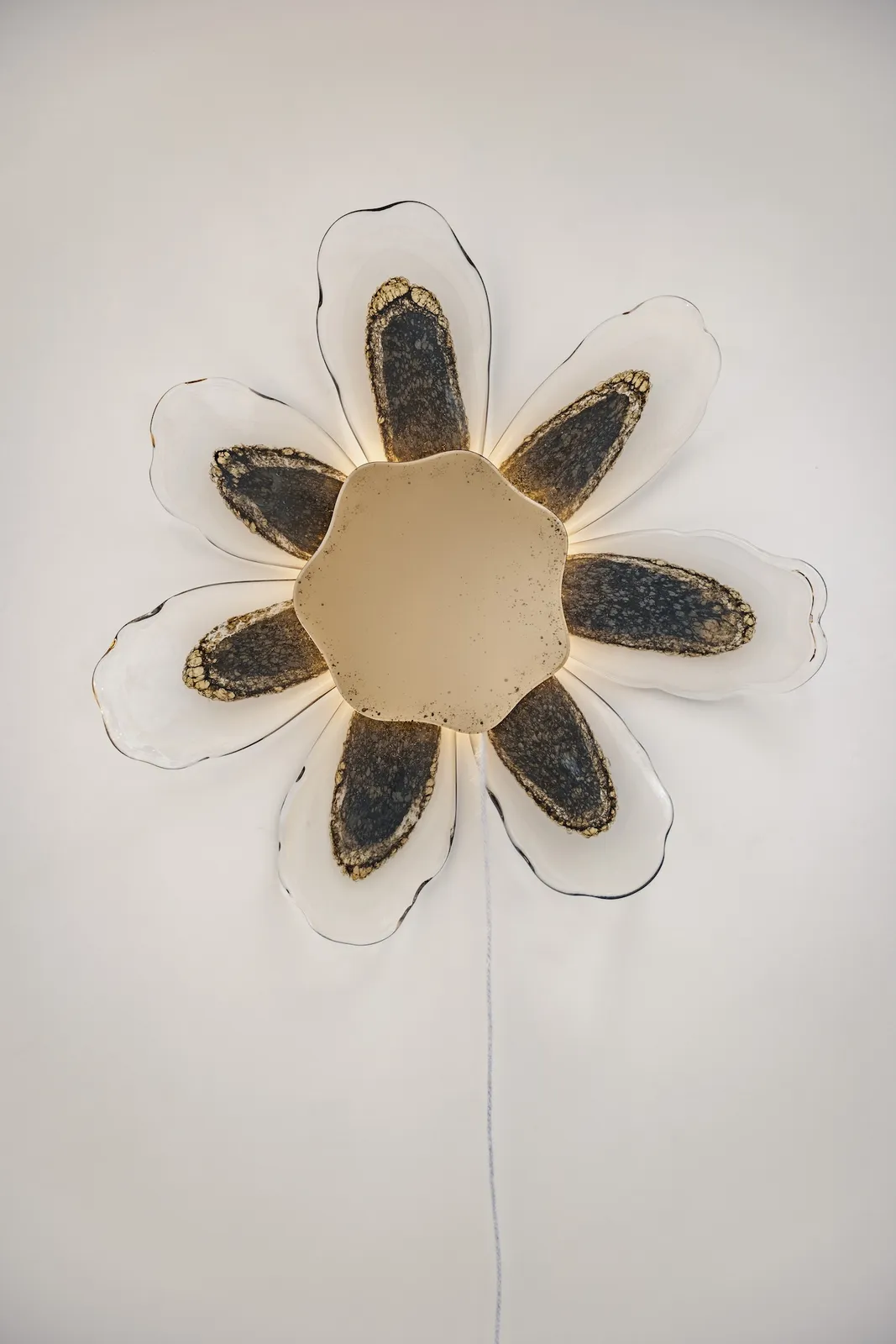 Irene Cattaneo, "Sehnsucht" mirror, 2025