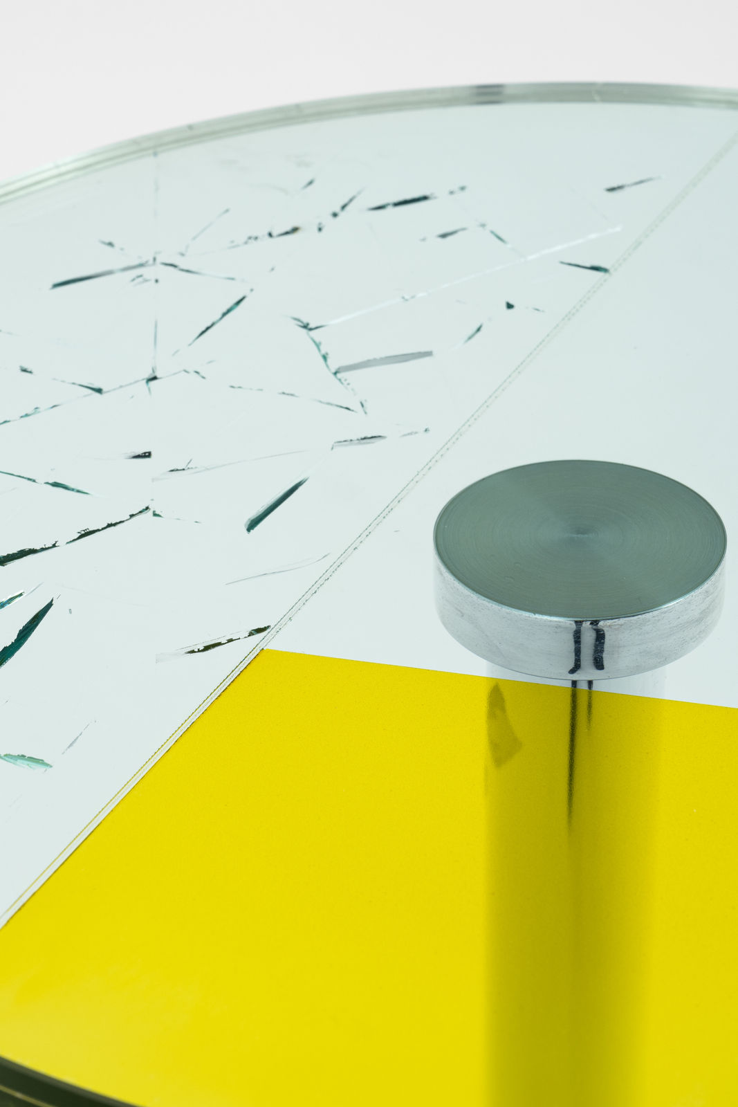 Shiro Kuramata, Guéridon dit "Sally Verre" , 1987