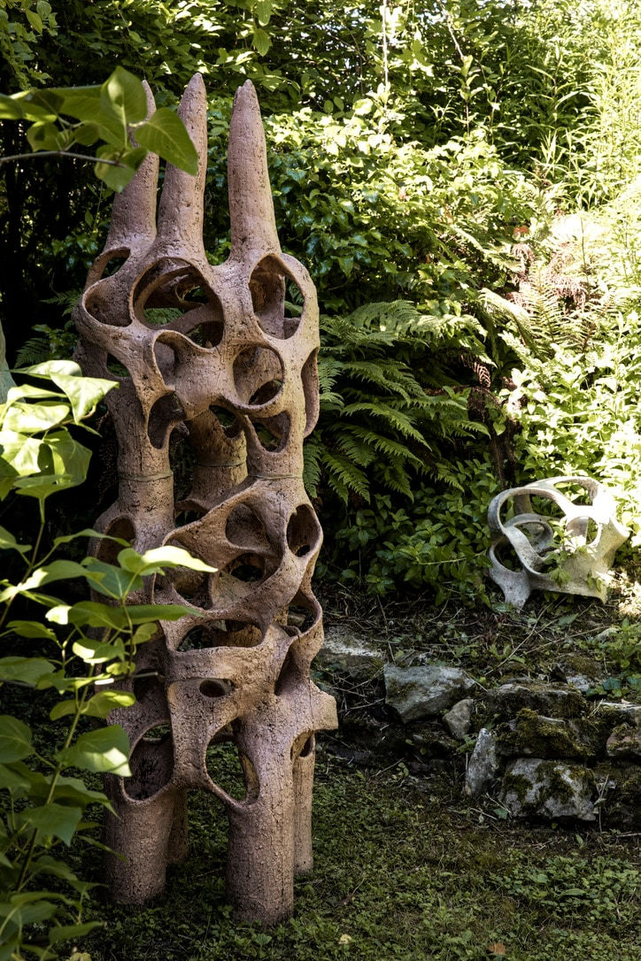 Agnès Debizet, "Château Rose" sculpture