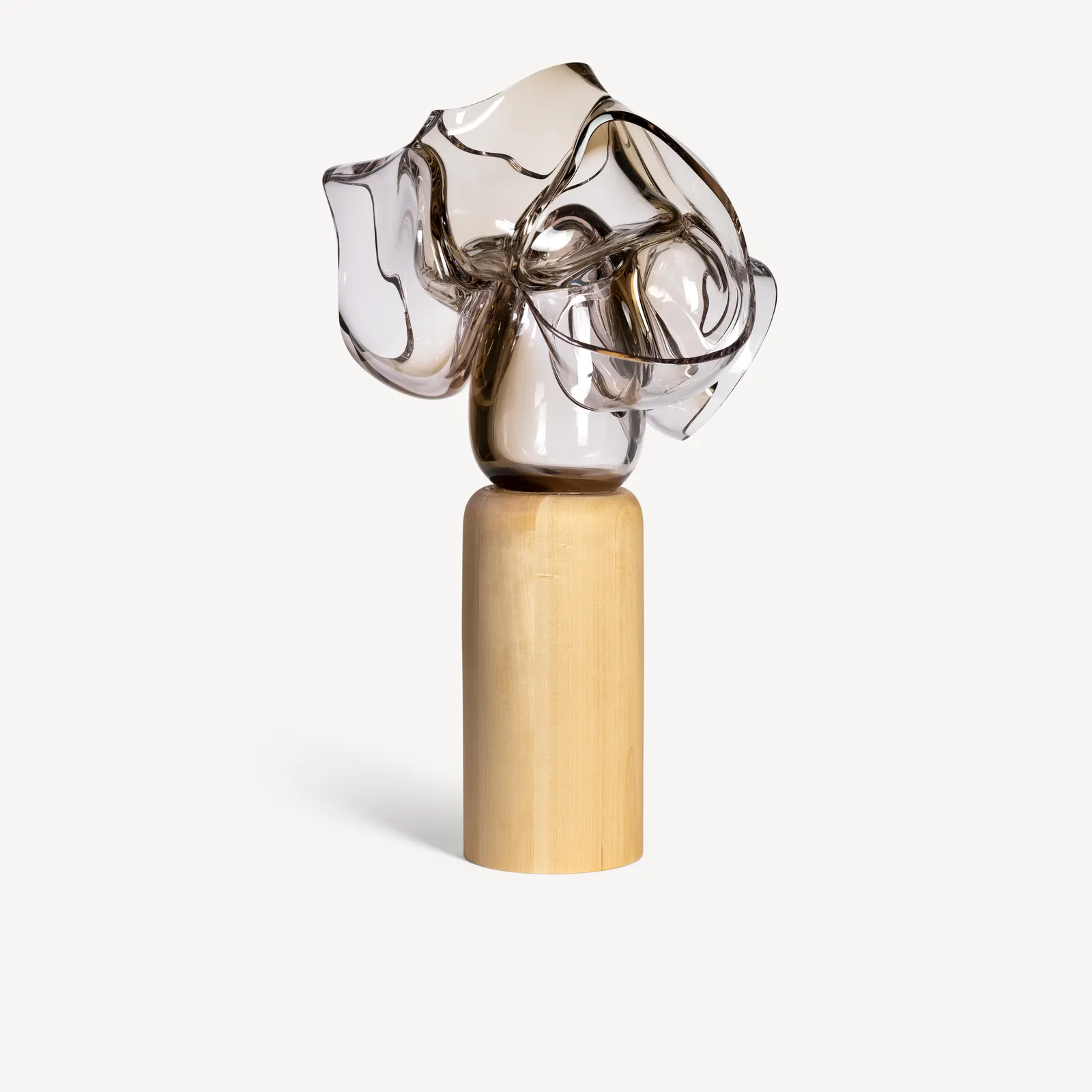 LENA BERGSTRÖM, HEART FLOWER BROWN, 2022