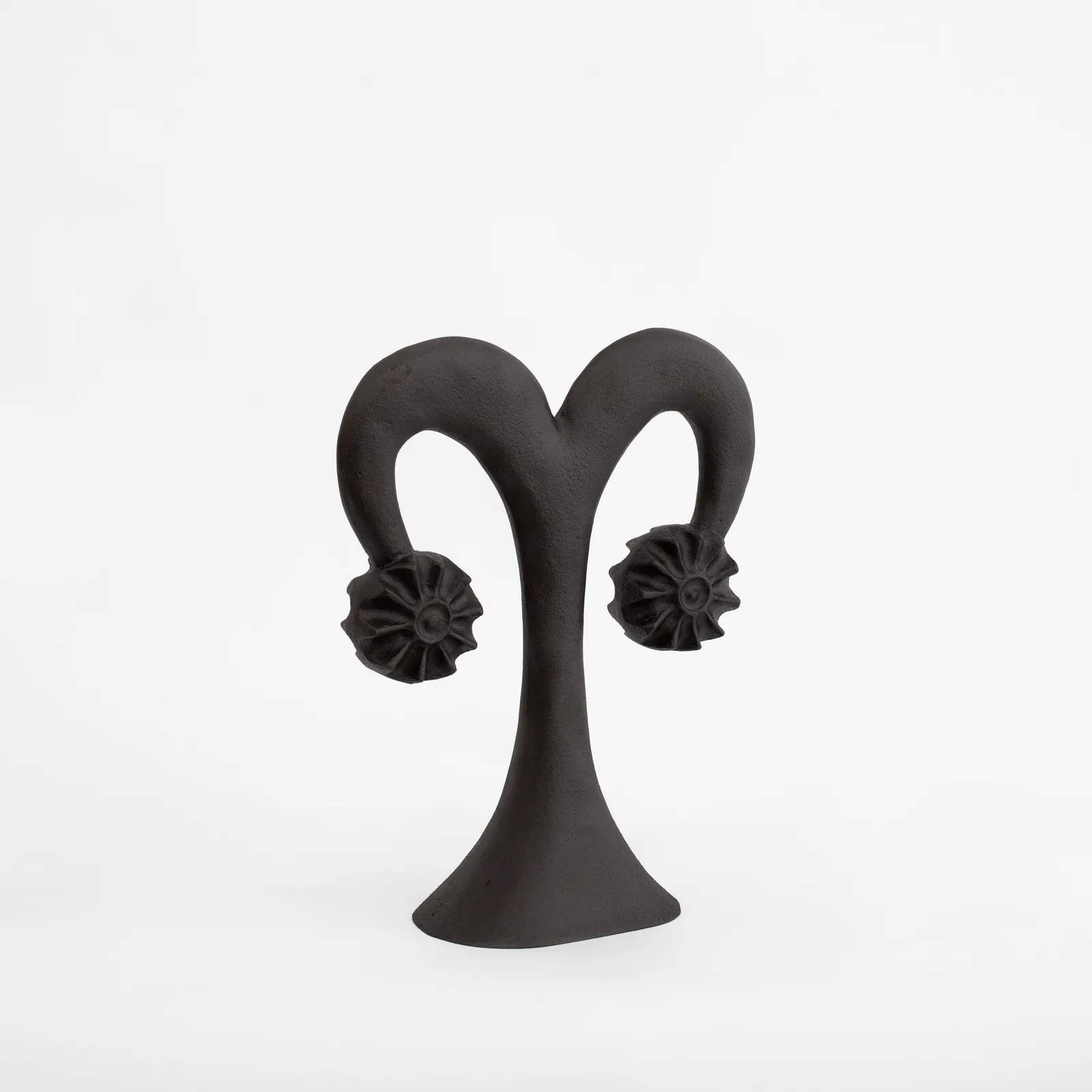 Richard Johansson, Blomma från förr / Flower From the Past, 2026