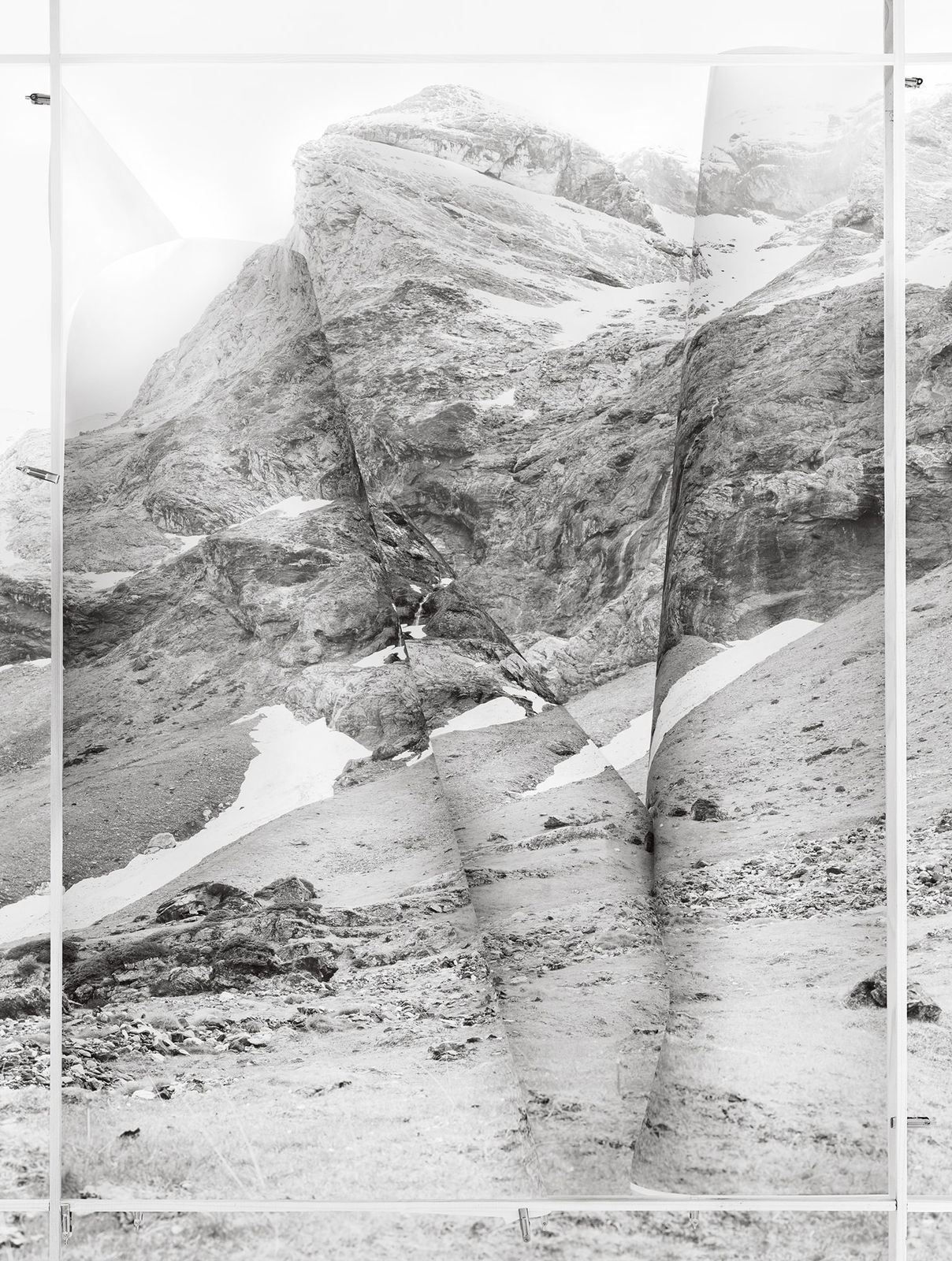 Noémie Goudal, White Pulse II, 2023