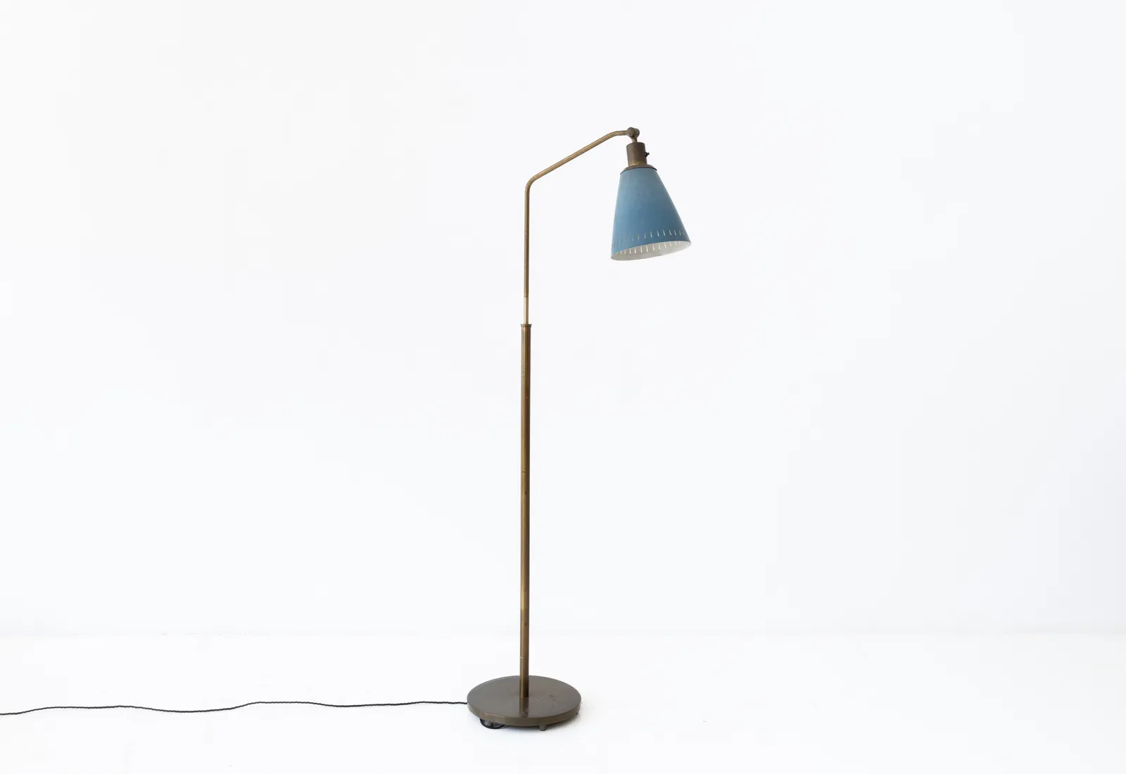 Harald Notini, Model 15230 Floor Lamp for Arvid Böhlmarks Lampfabrik, 1940s