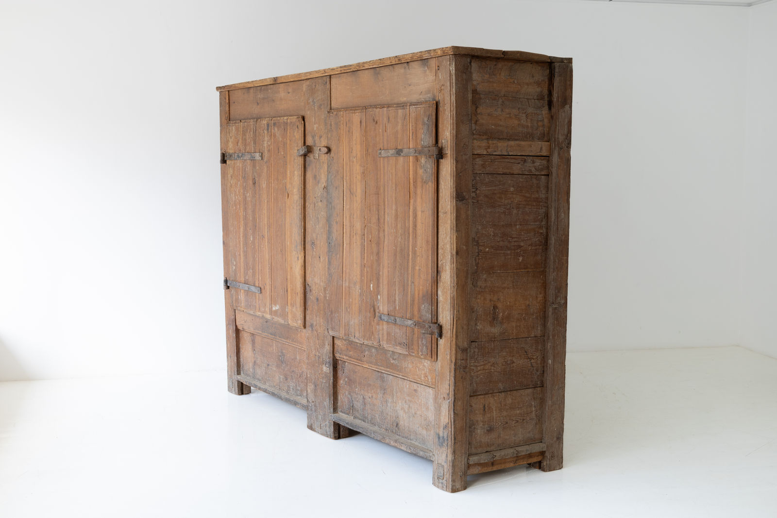 17th century Italian Armoire