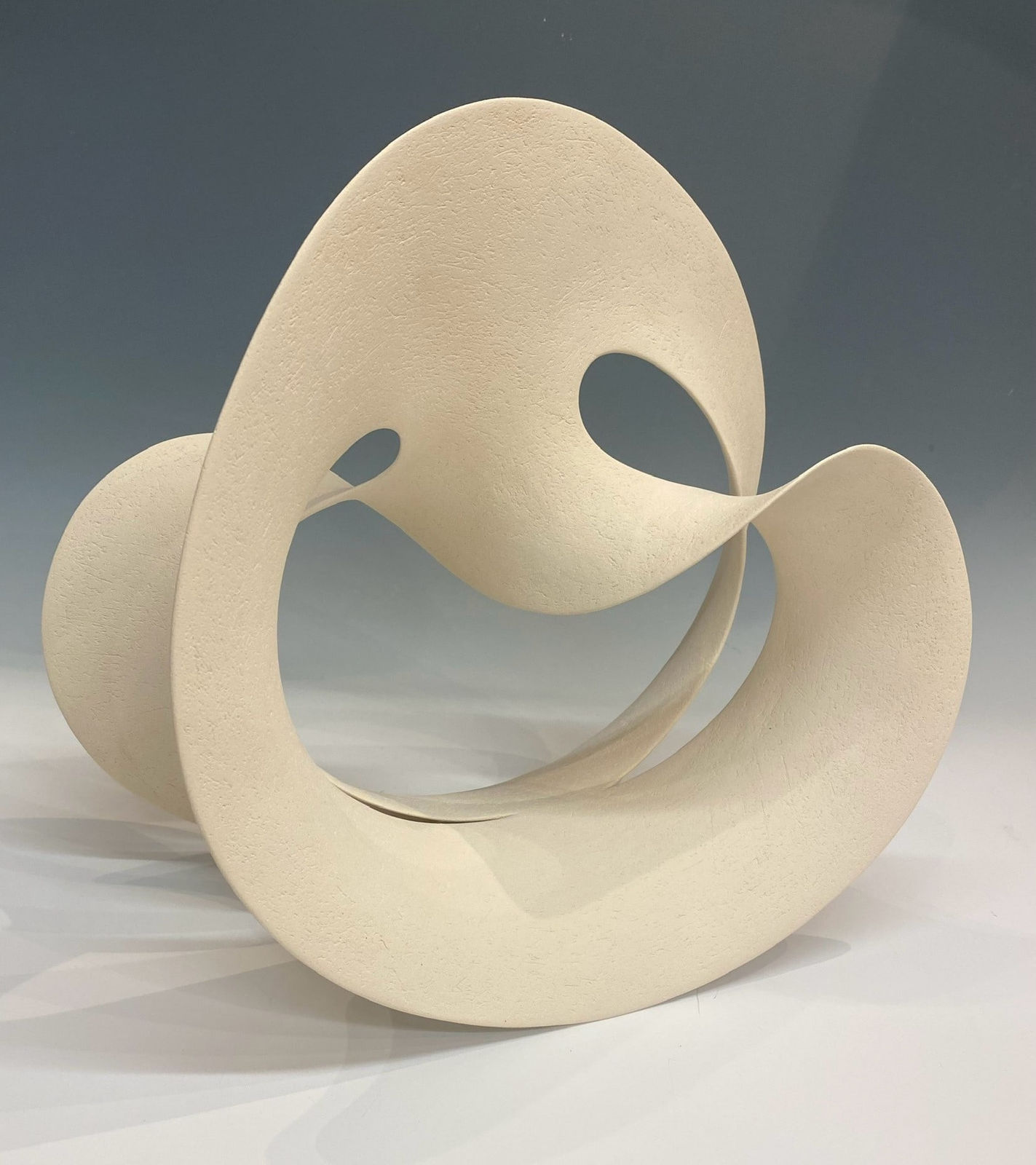 Adrian Bates, Möbius Deconstructed 95 white