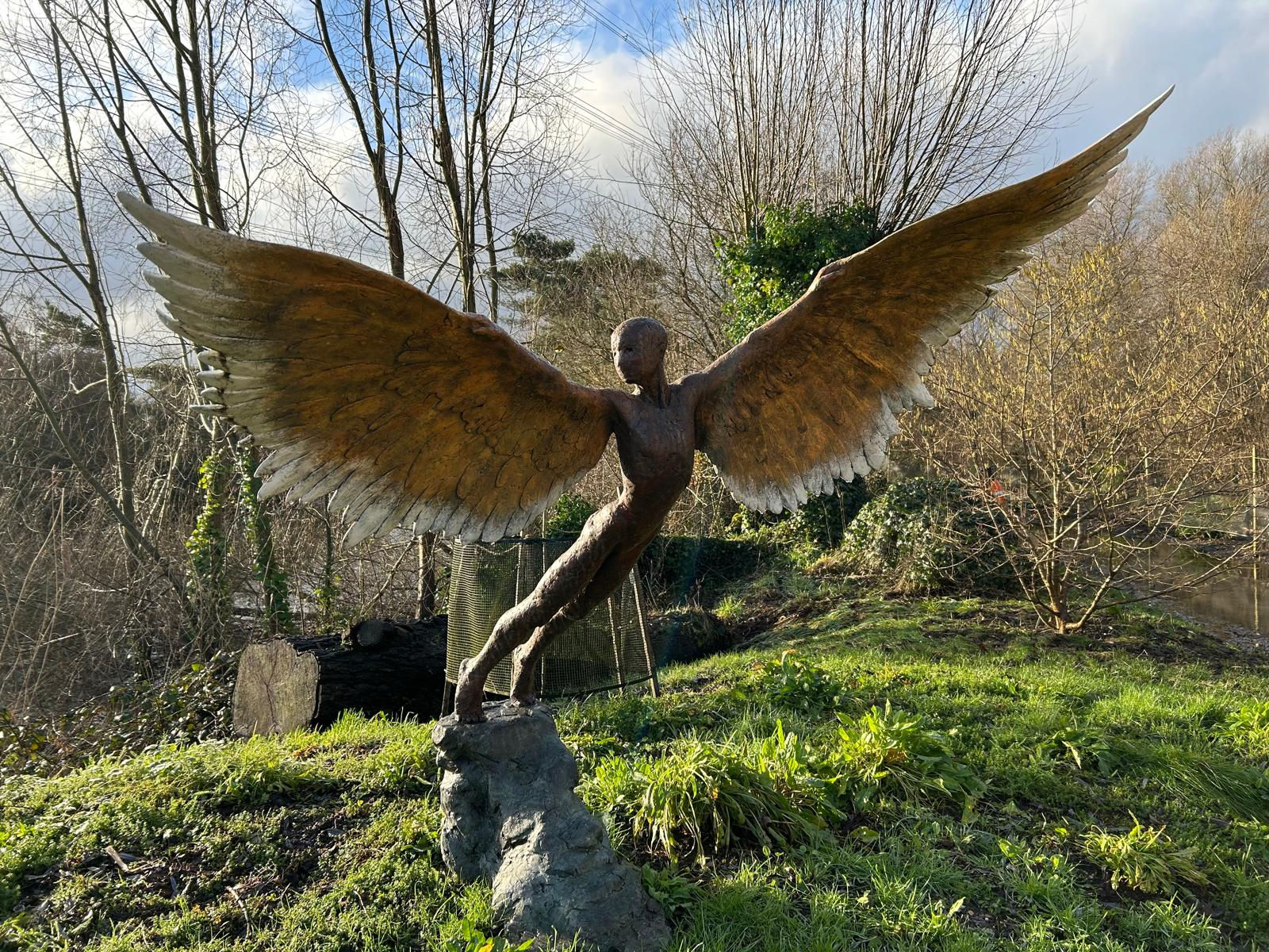 Nicola Godden, Icarus II