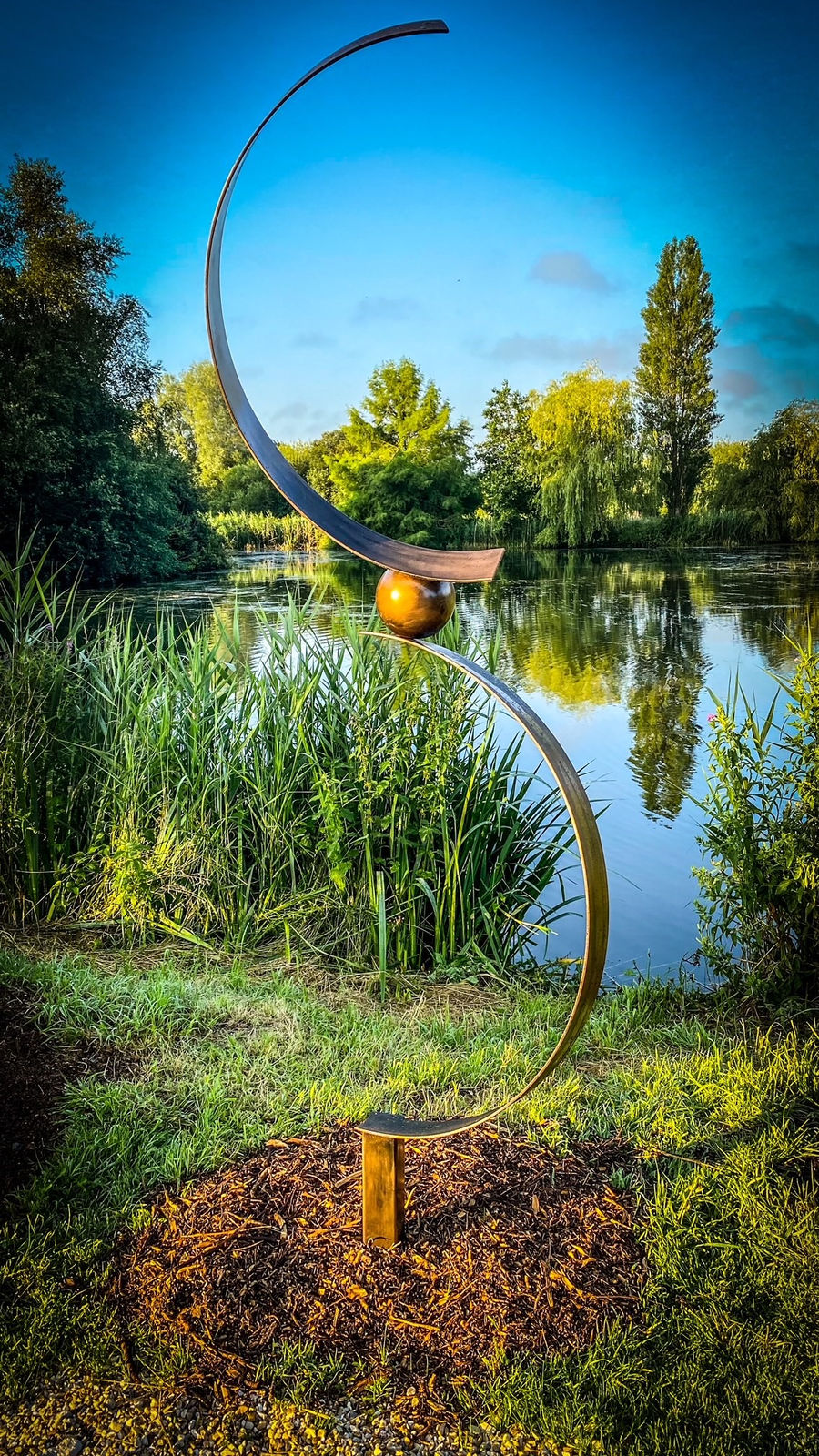 Charles Elliott, Equilibrio