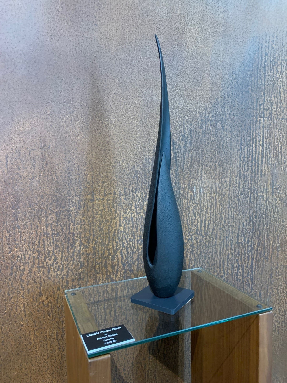 Adrian Bates, Classic Flame Black