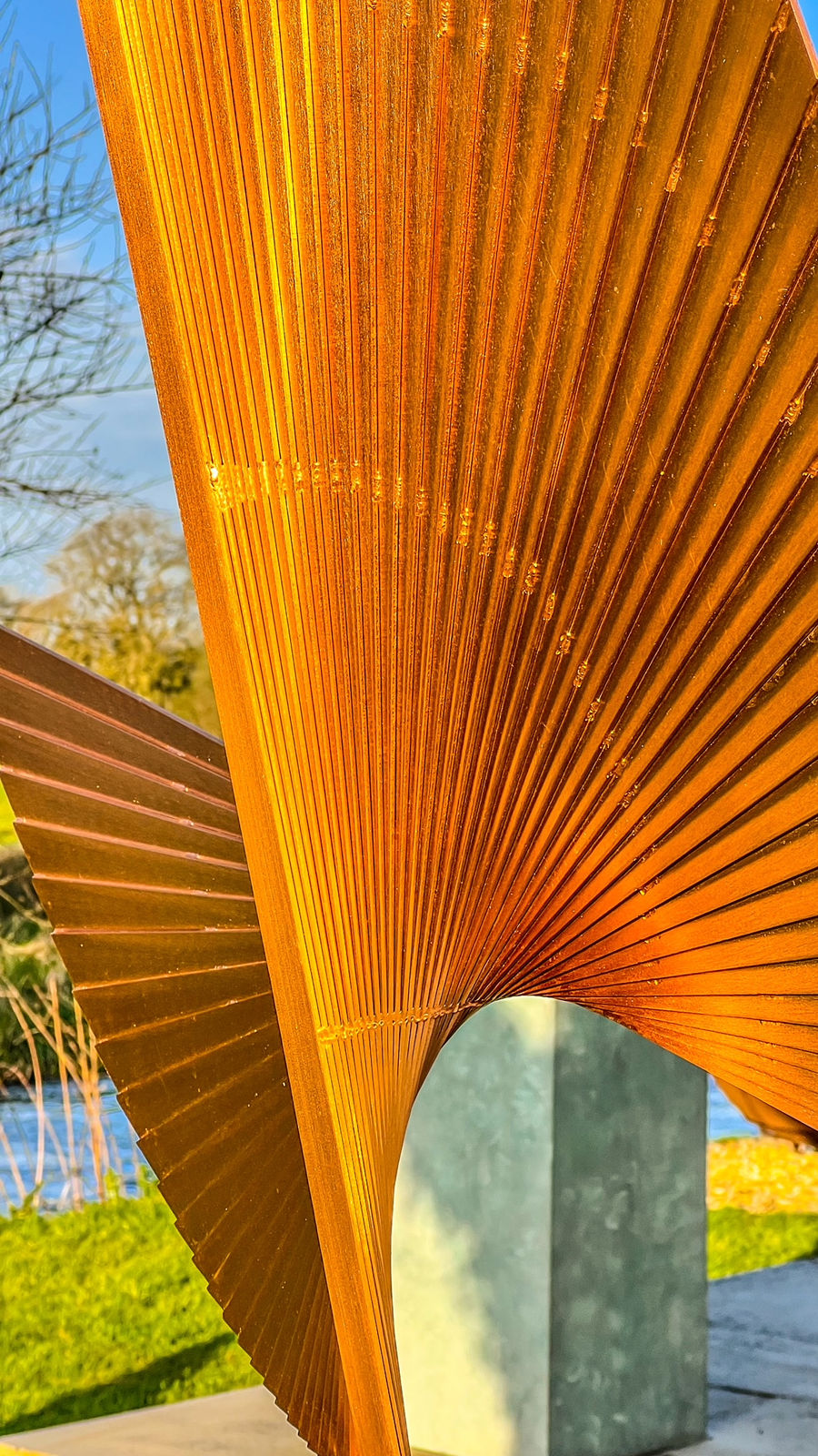 Thomas Joynes, Radiant