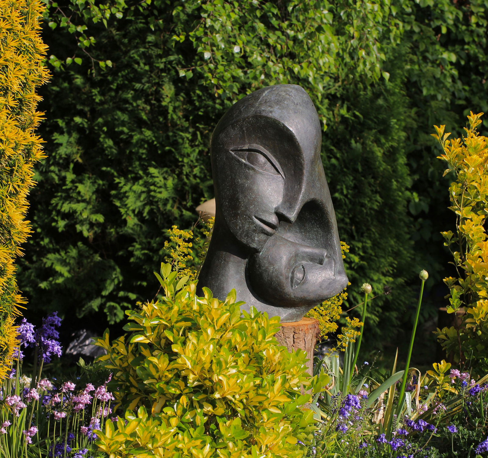 Beatrice Hoffman, Mother and Child 2, 2003