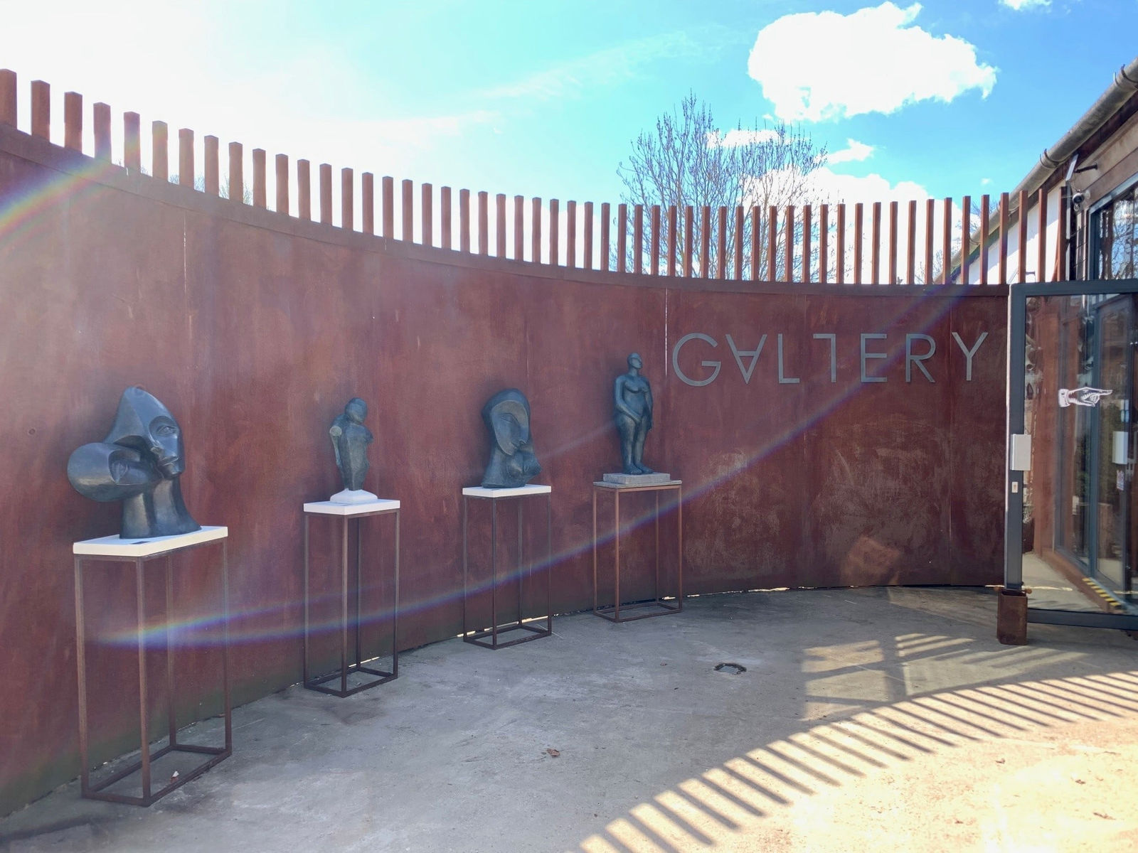 Beatrice Hoffman, Woman Hand on Hips , 2003