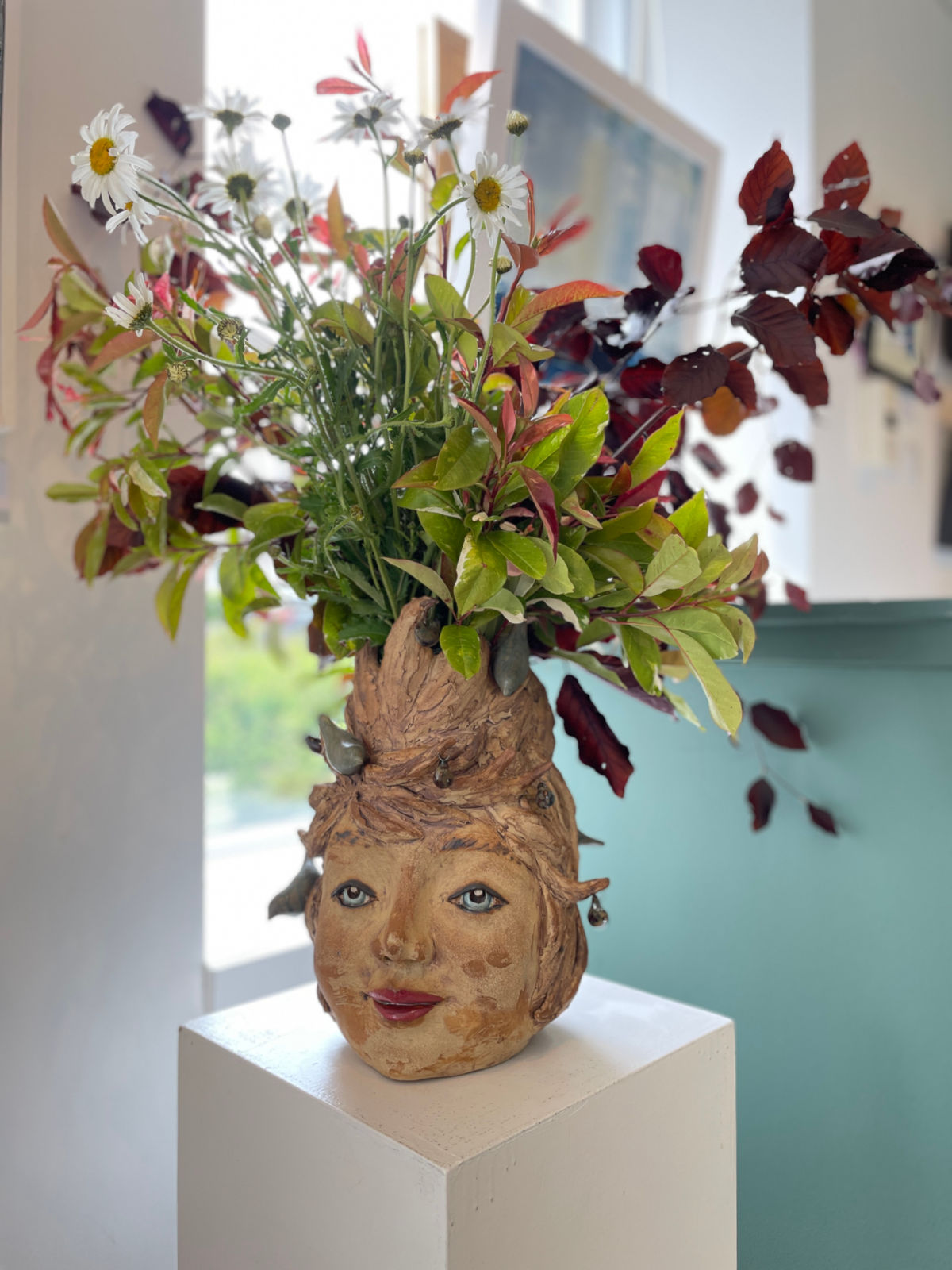 Lois Carson, Daphne - Quirky Pot