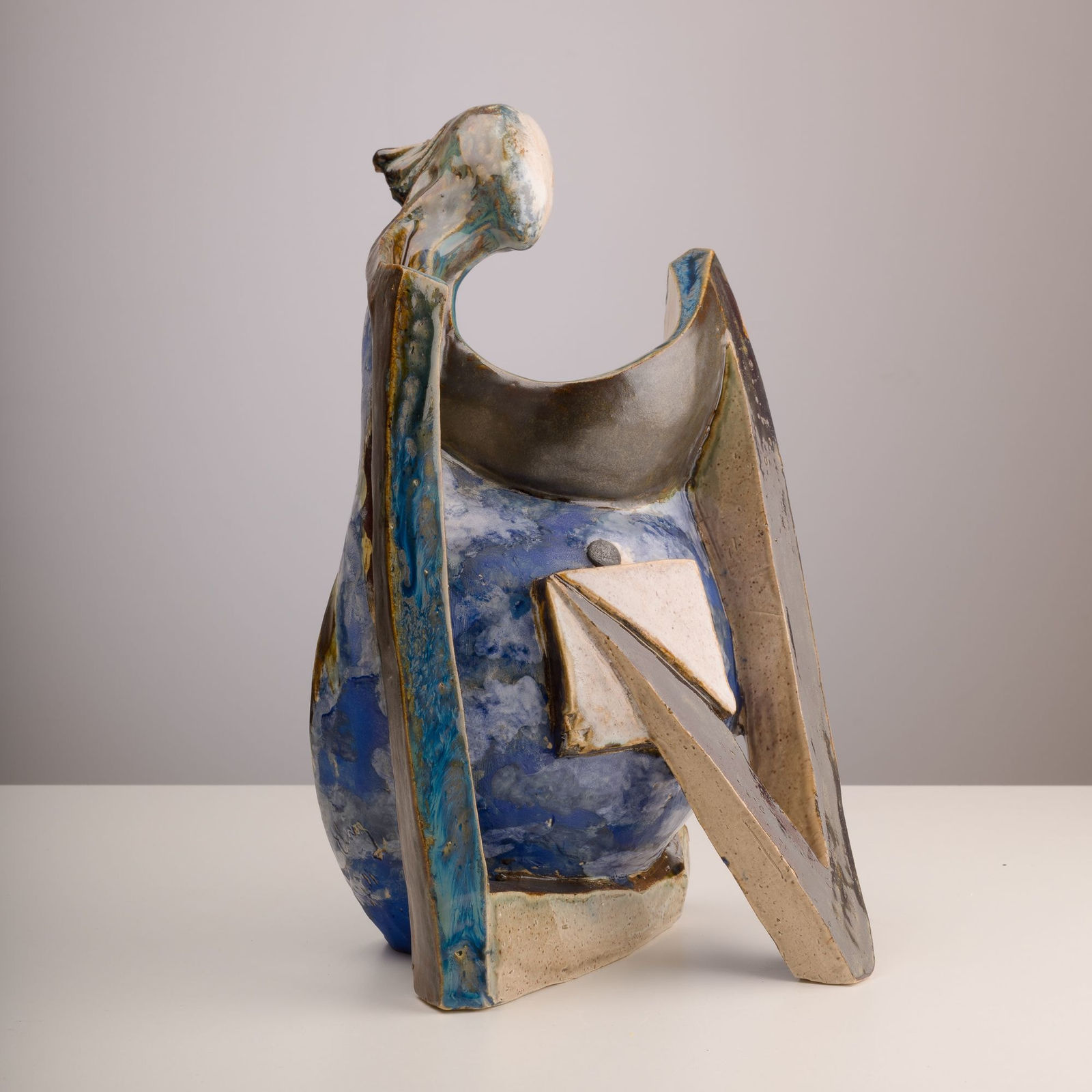 Elnaz Nourizadeh, Holding the Sky, 2024