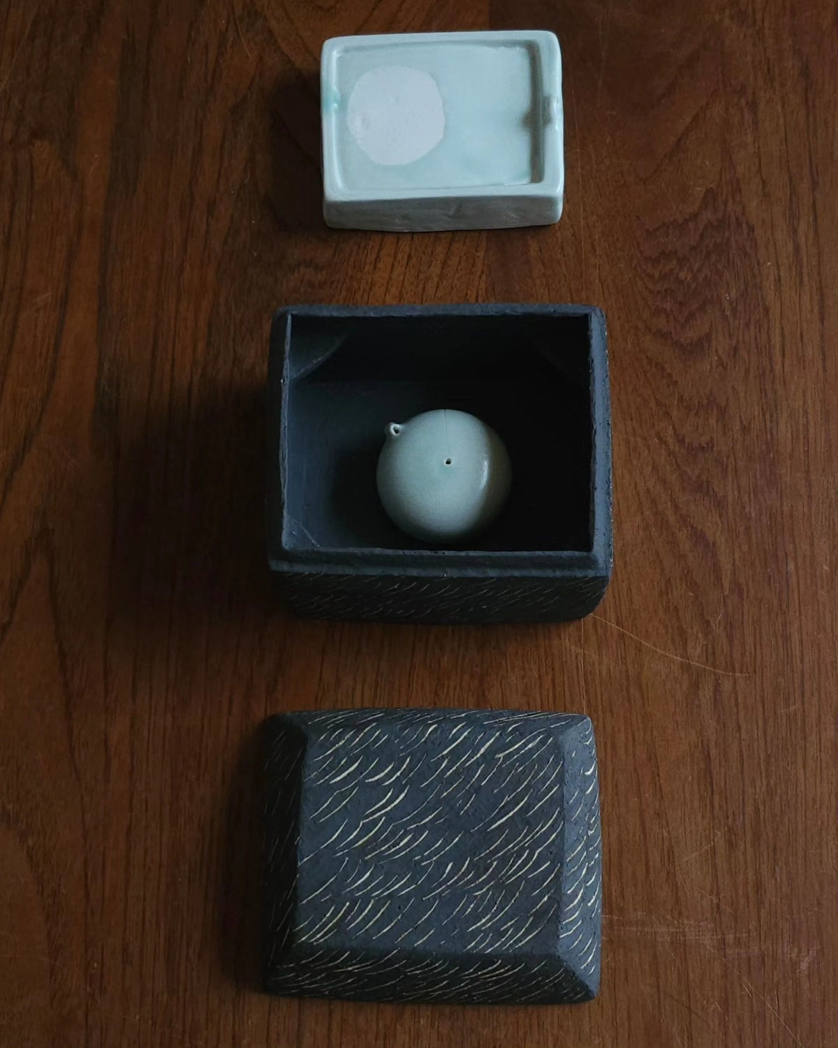 Minhi Park, box(함) for writer 1, 2024