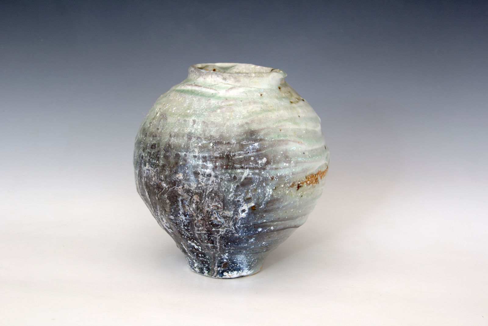 Sandy Lockwood, Jar, 2023