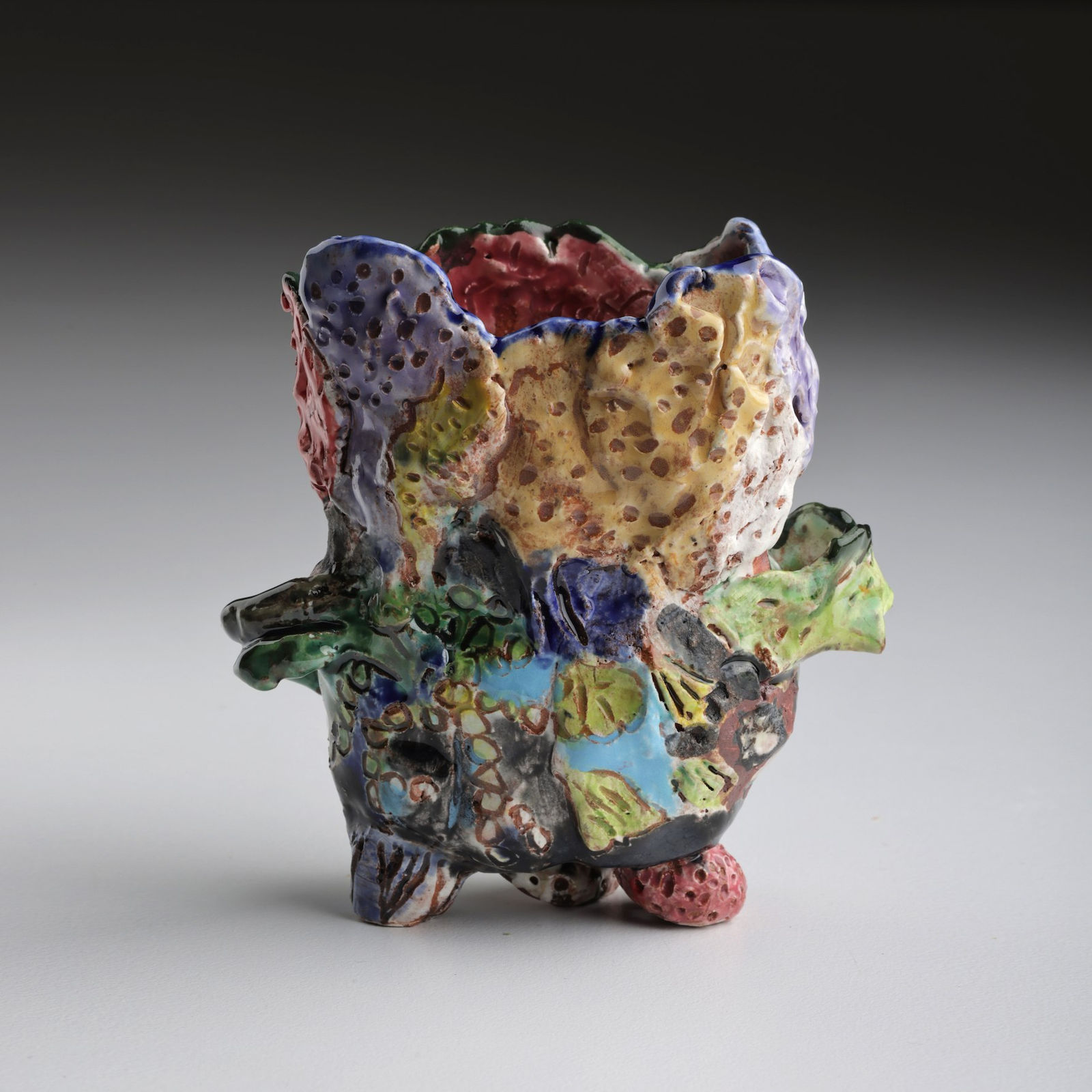 Toni Warburton, Littoral Zone Grotto Vase with Seaweed Handles , 2024