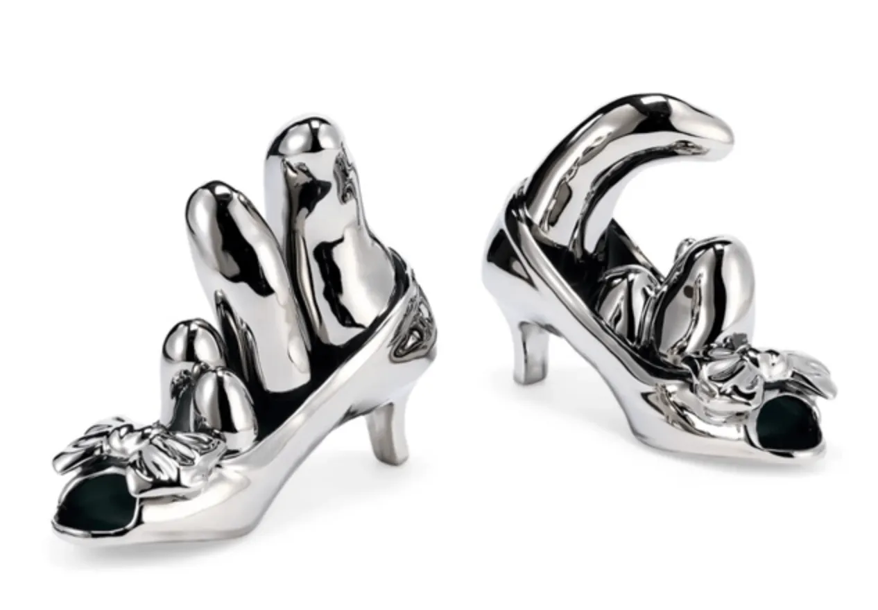 Yayoi Kusama, High-Heels With Bow (Silver), 2013
