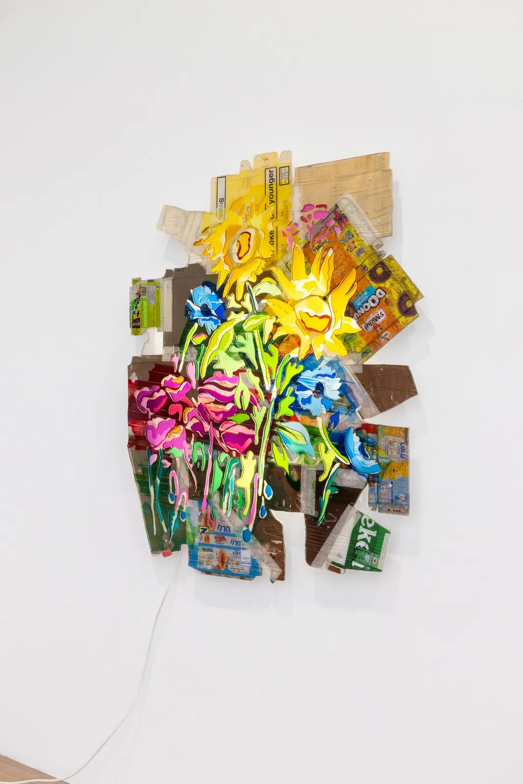 Neïl Beloufa, Flowers #3, 2023